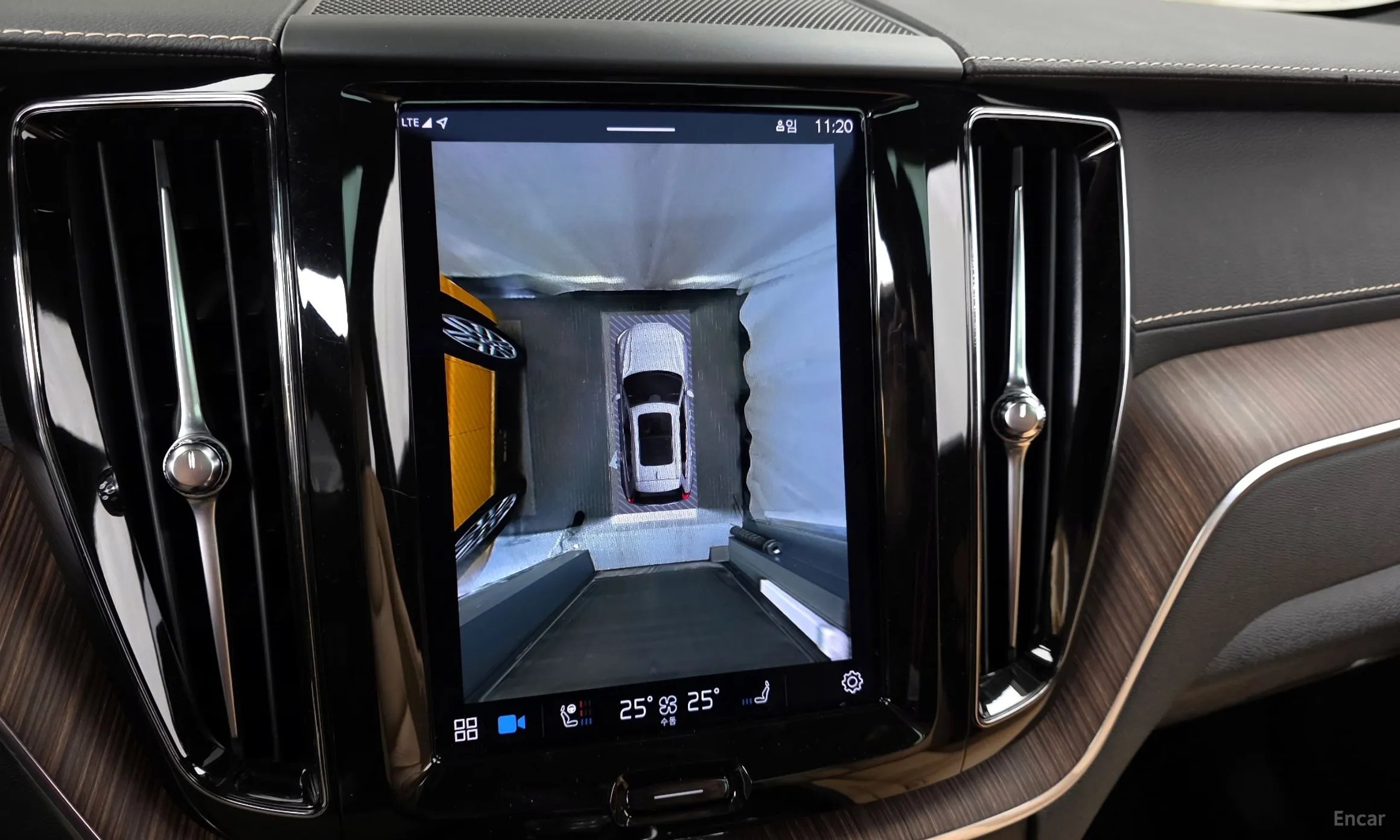 Volvo XC60 Gen 2 превью 15