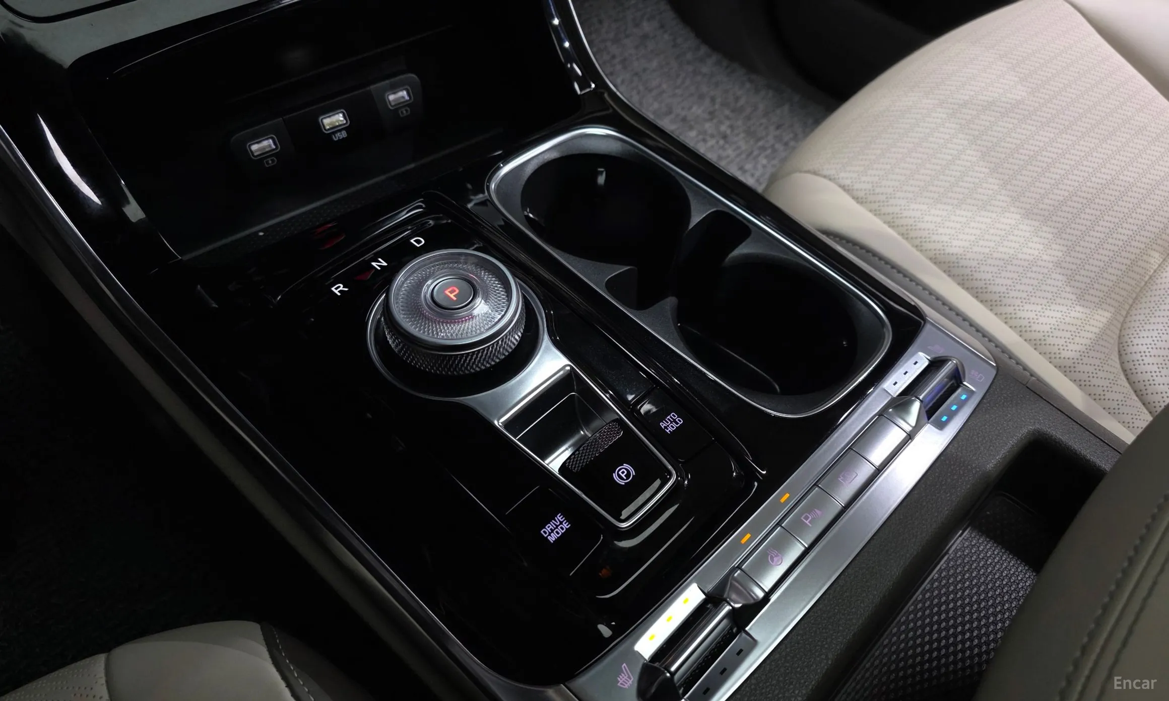 Kia Carnival Gen 4 превью 9