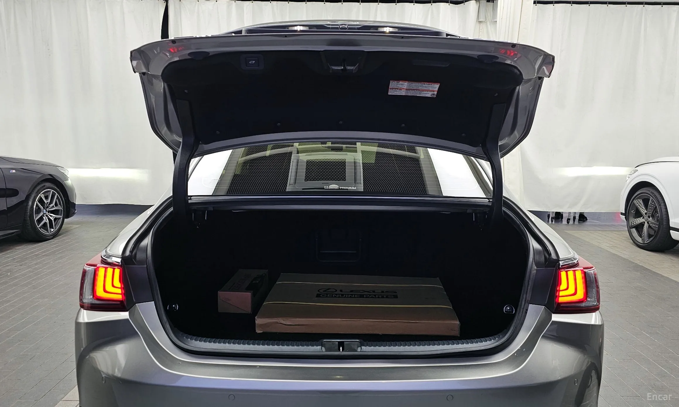 Lexus ES300h 7th Generation превью 20