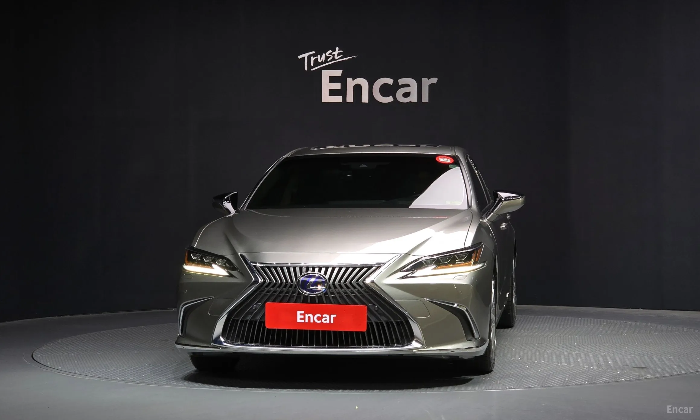 Lexus ES300h 7th Generation превью 3