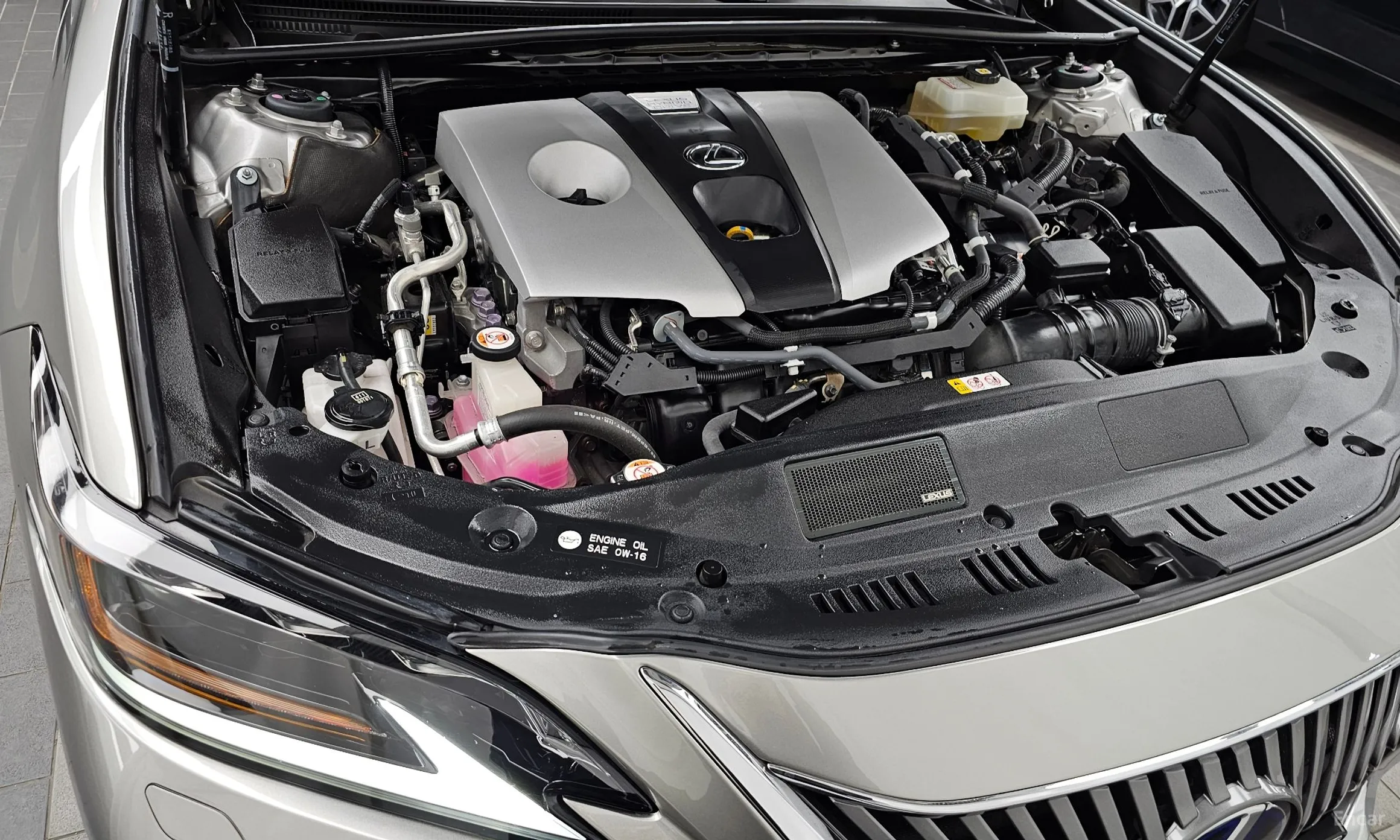 Lexus ES300h 7th Generation превью 6