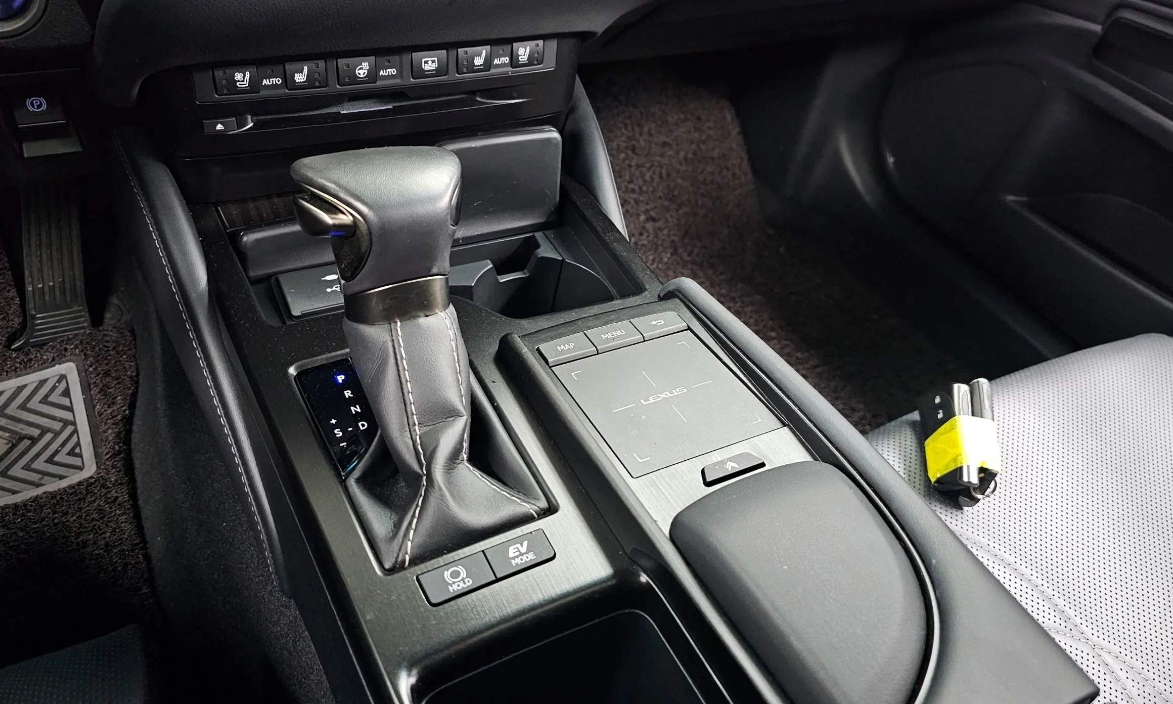 Lexus ES300h 7th Generation превью 9