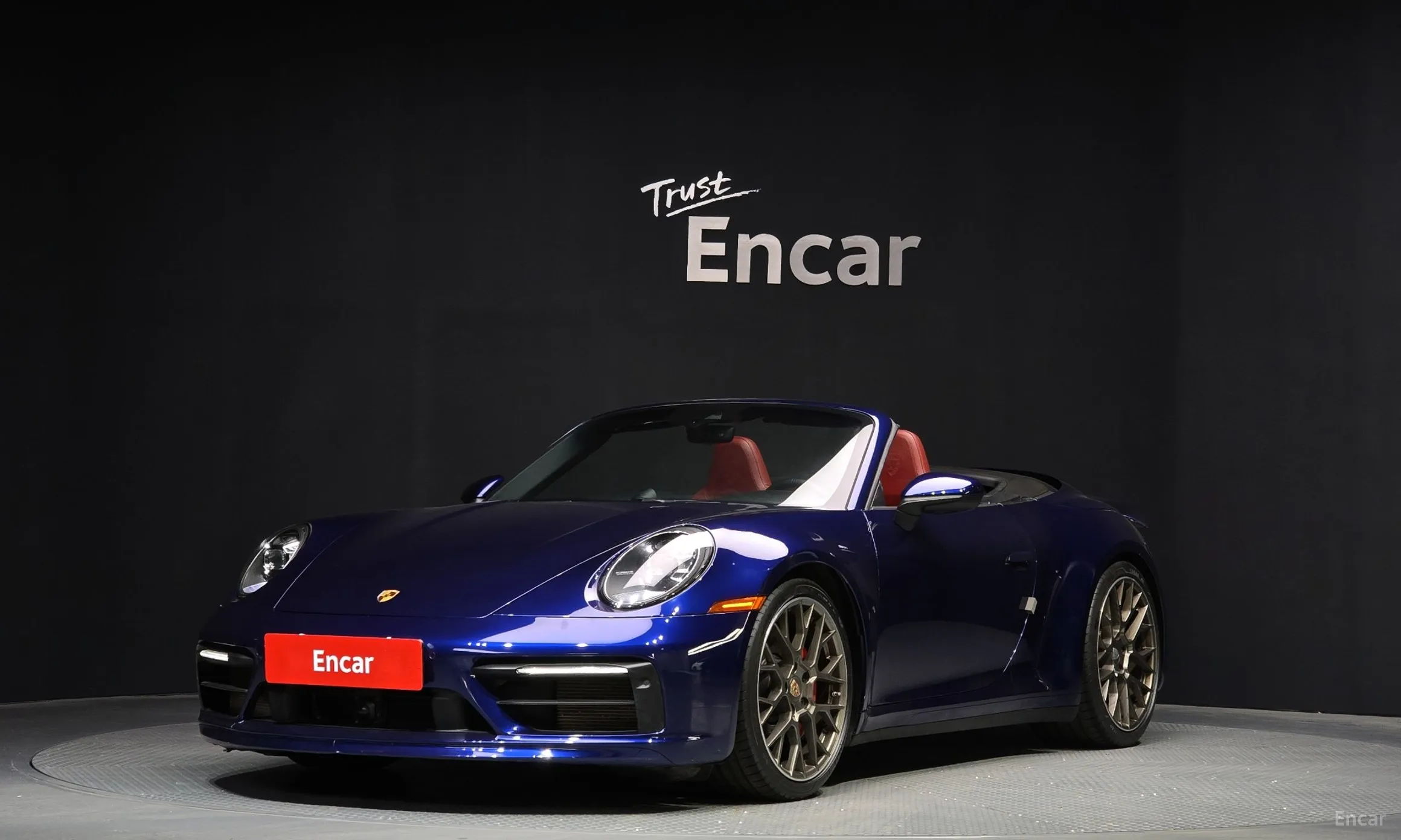911 (992)