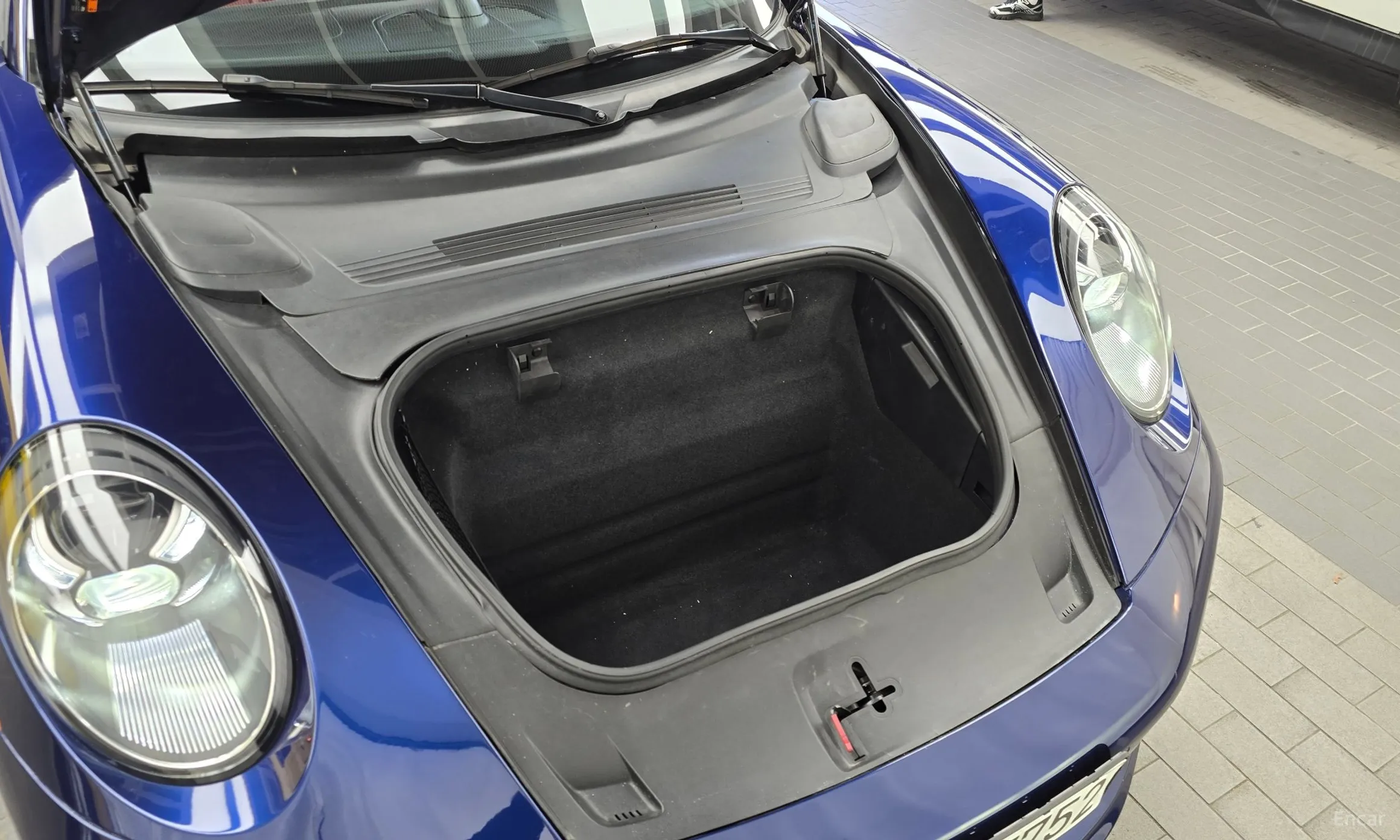 Porsche 911 (992) превью 20