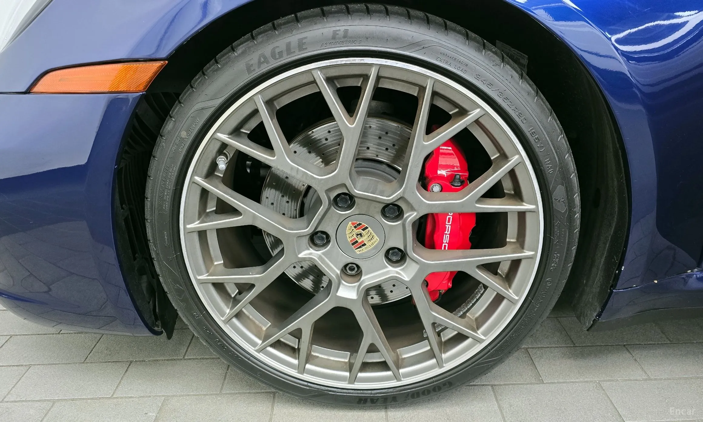 Porsche 911 (992) превью 5