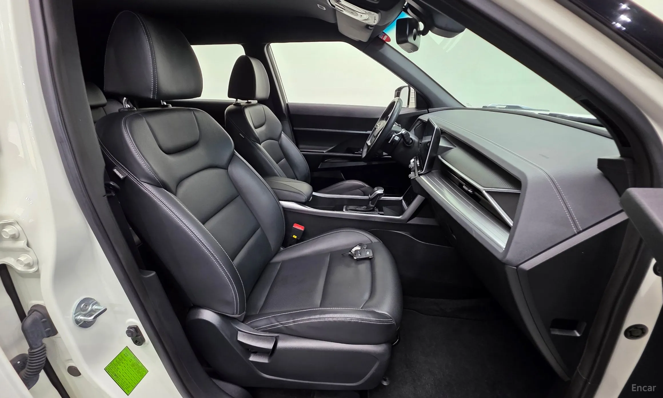 KG Mobility (SsangYong) Torres превью 10