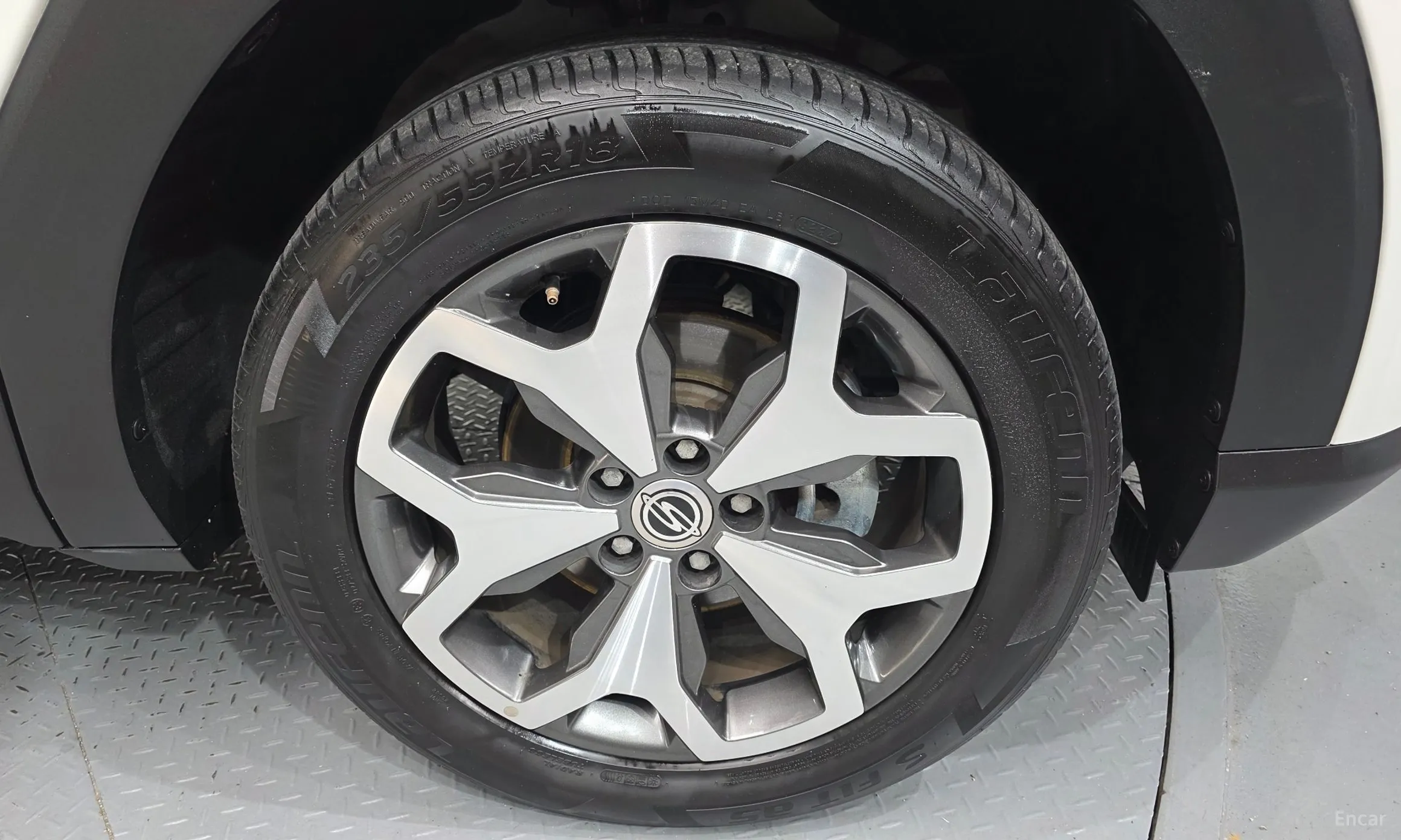 KG Mobility (SsangYong) Torres превью 5