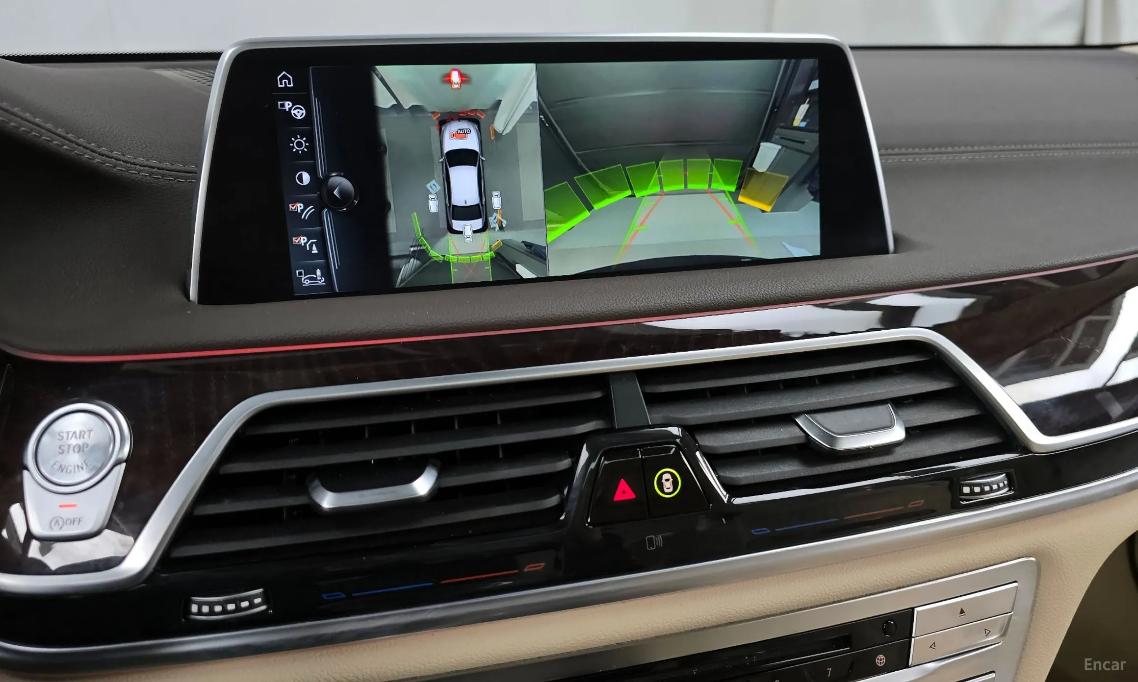 BMW 7 Series (G11) превью 15