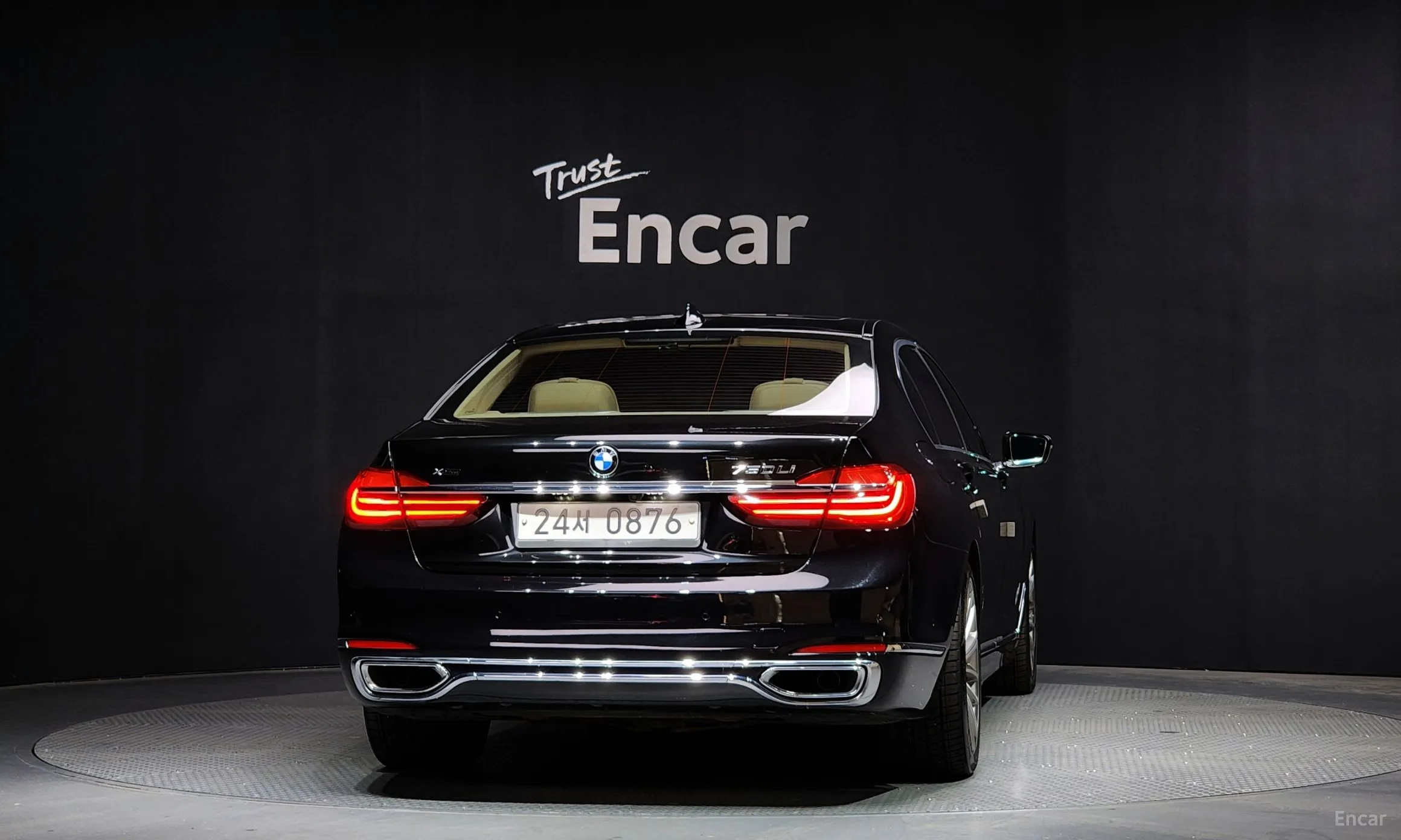 BMW 7 Series (G11) превью 4