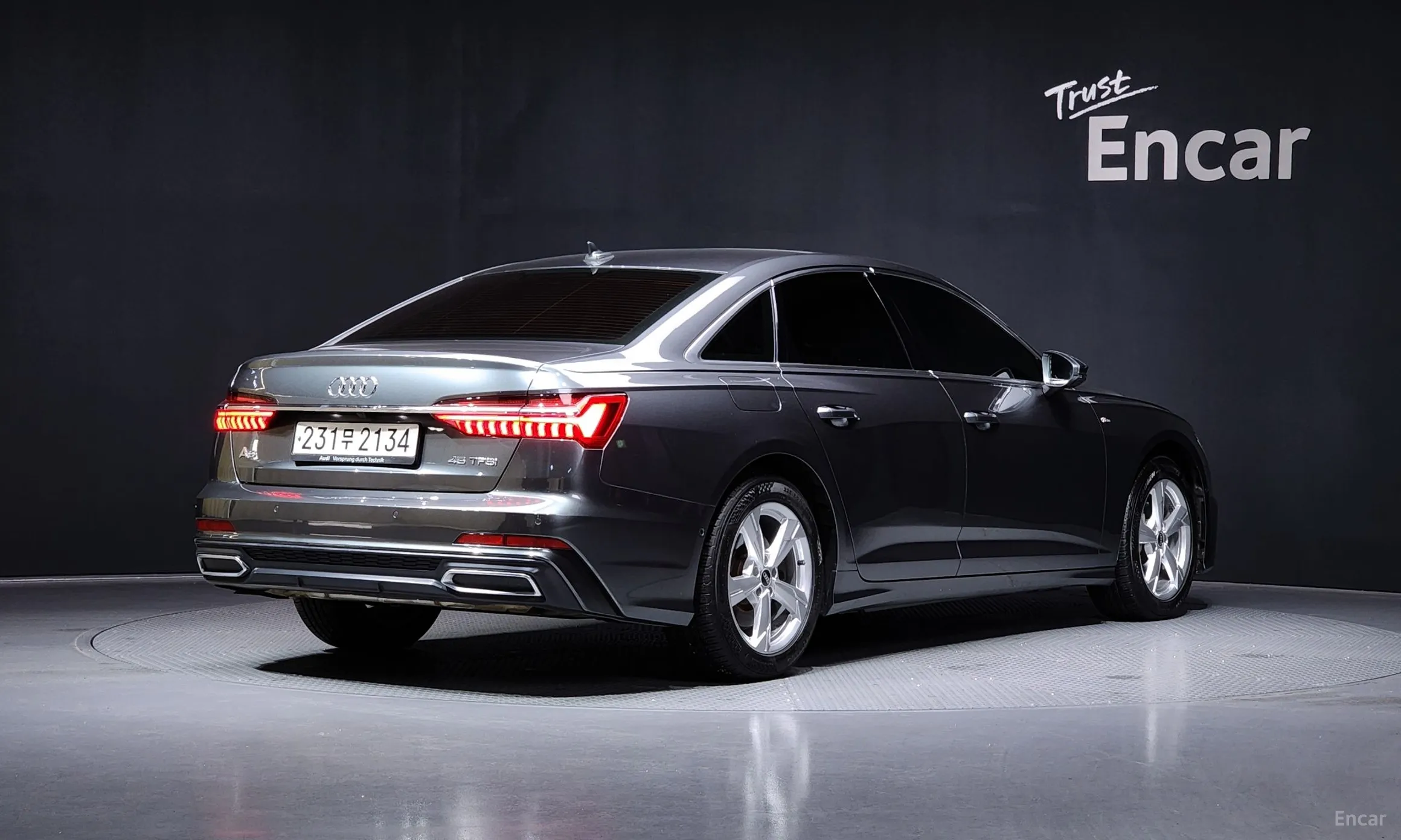 Audi A6 (C8) превью 2