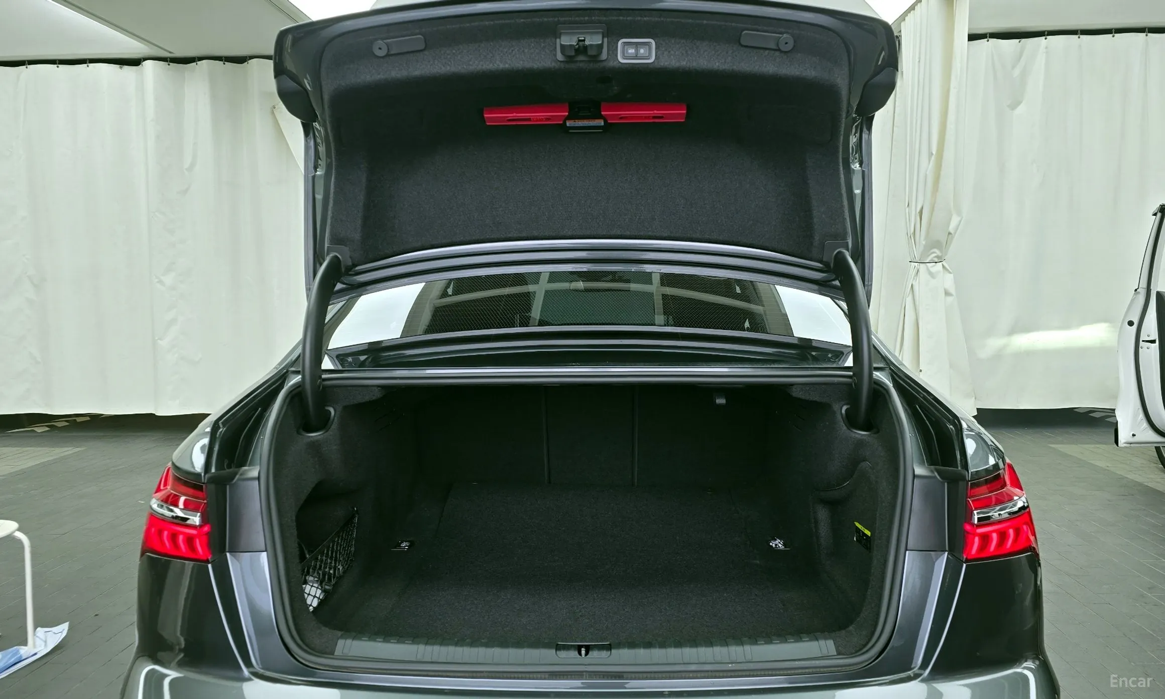Audi A6 (C8) превью 20