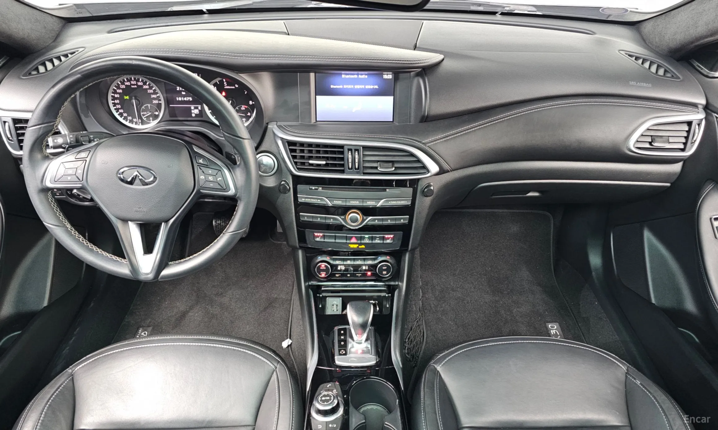 Infiniti QX30 превью 7