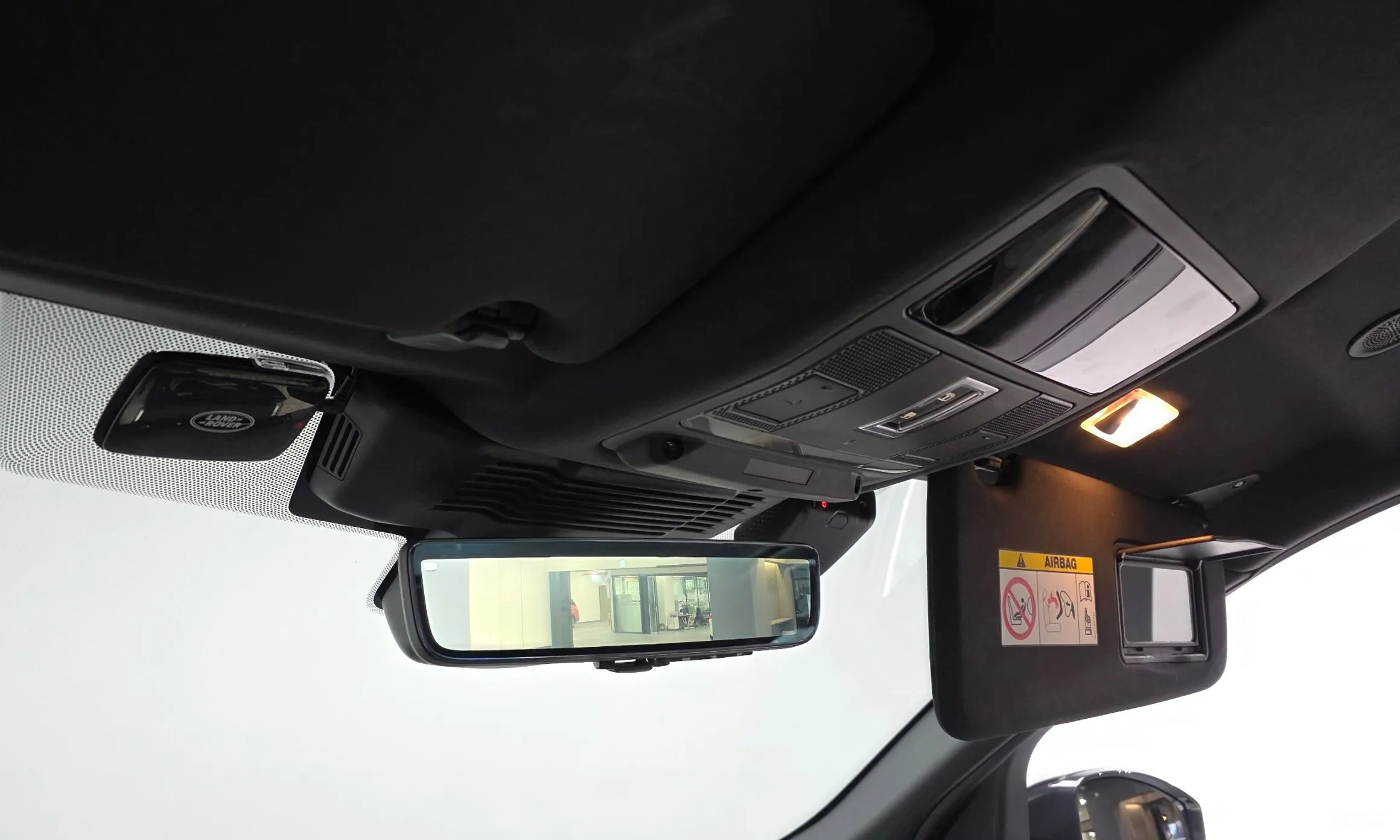 Land Rover Discovery Sports превью 17
