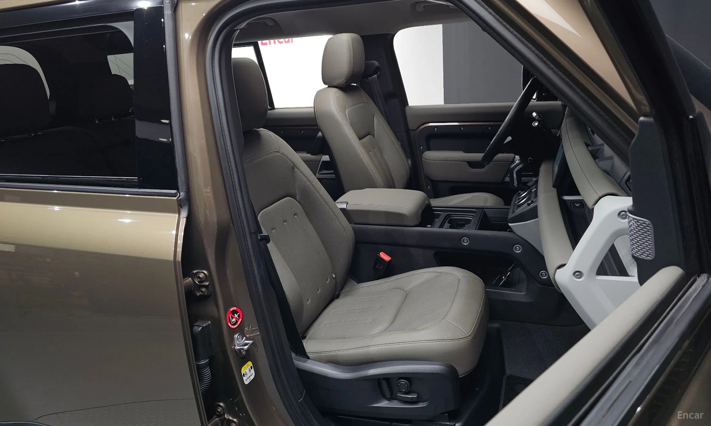Land Rover Defender (L663) превью 10