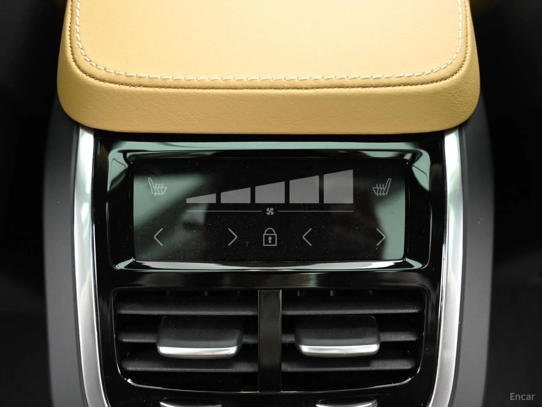 Volvo XC90 Gen 2 превью 16