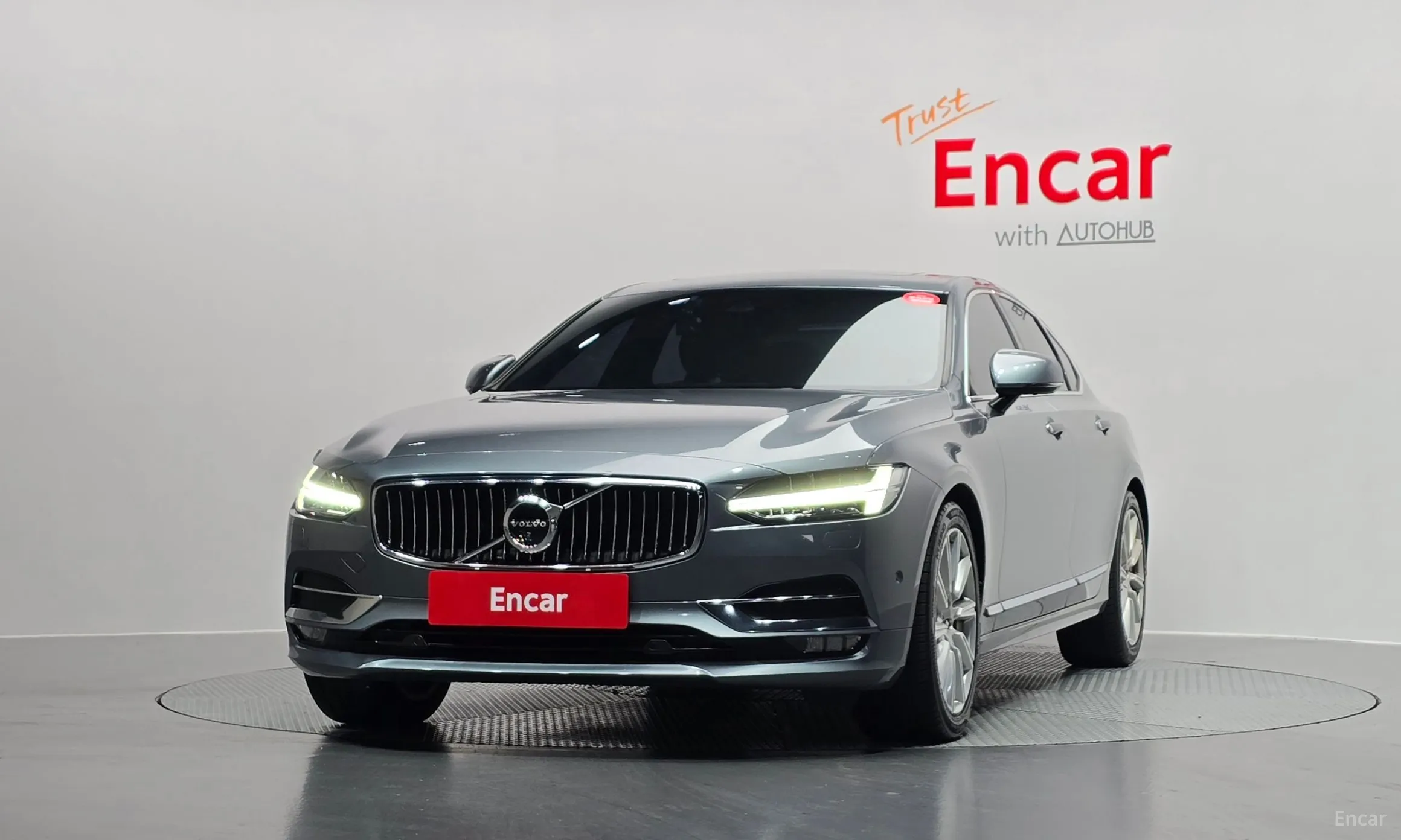 Volvo S90 превью 3
