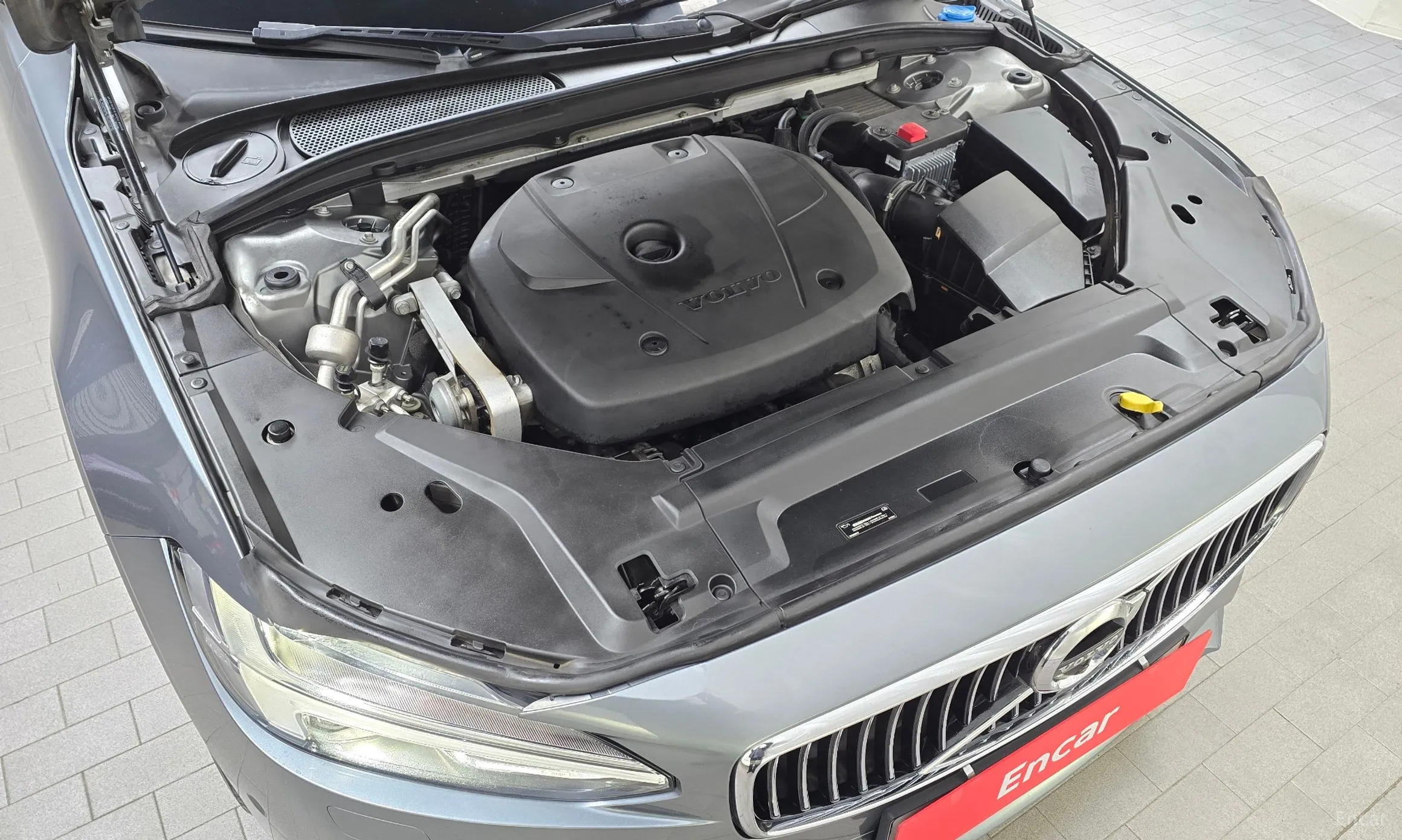Volvo S90 превью 6