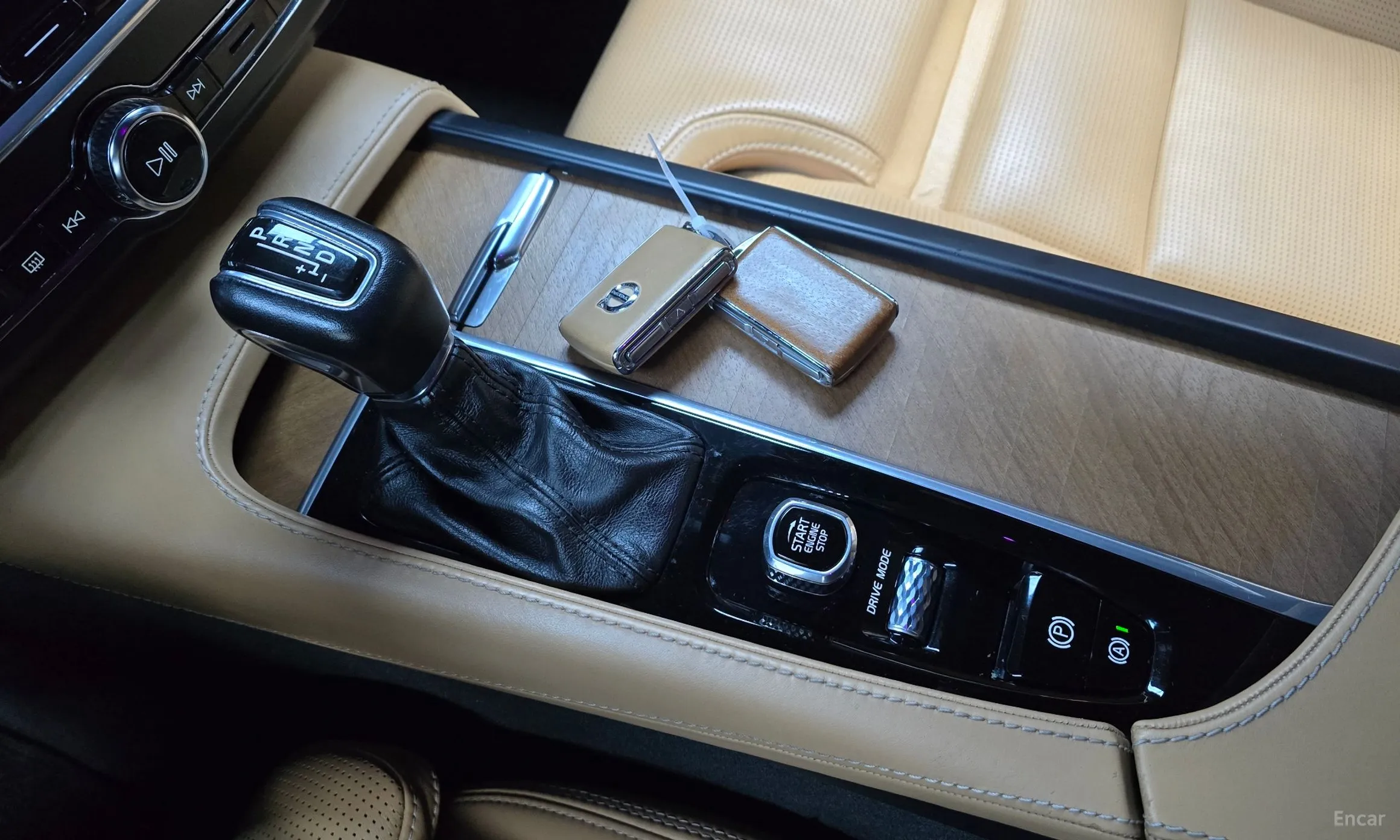 Volvo S90 превью 9
