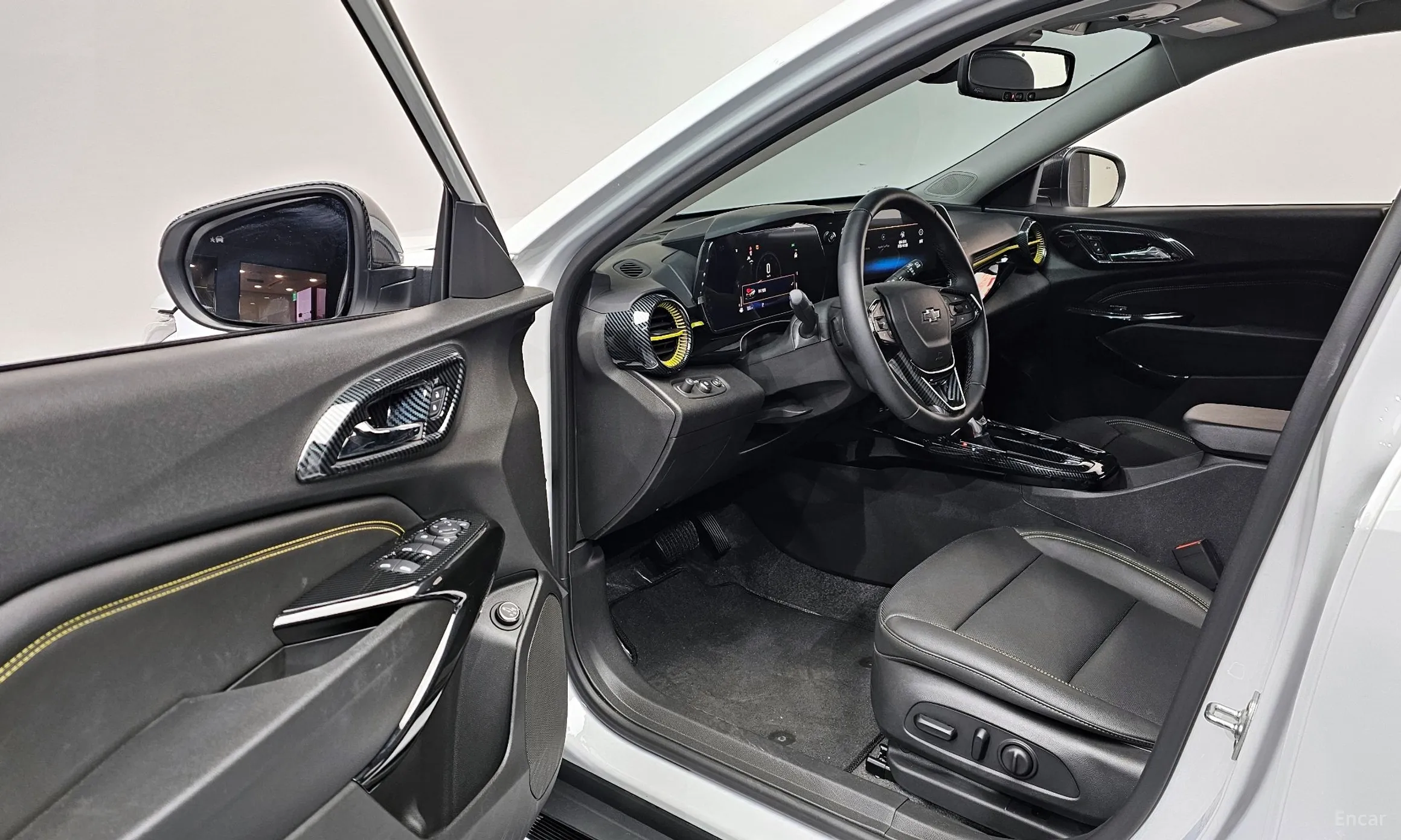 Chevrolet (GM Daewoo) Trax Crossover превью 11