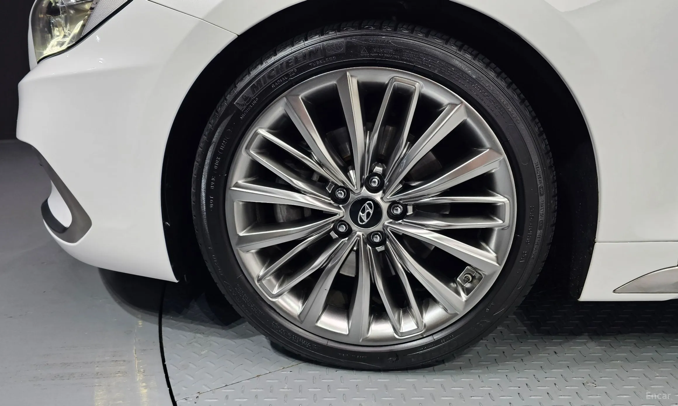 Hyundai Grandeur IG превью 5
