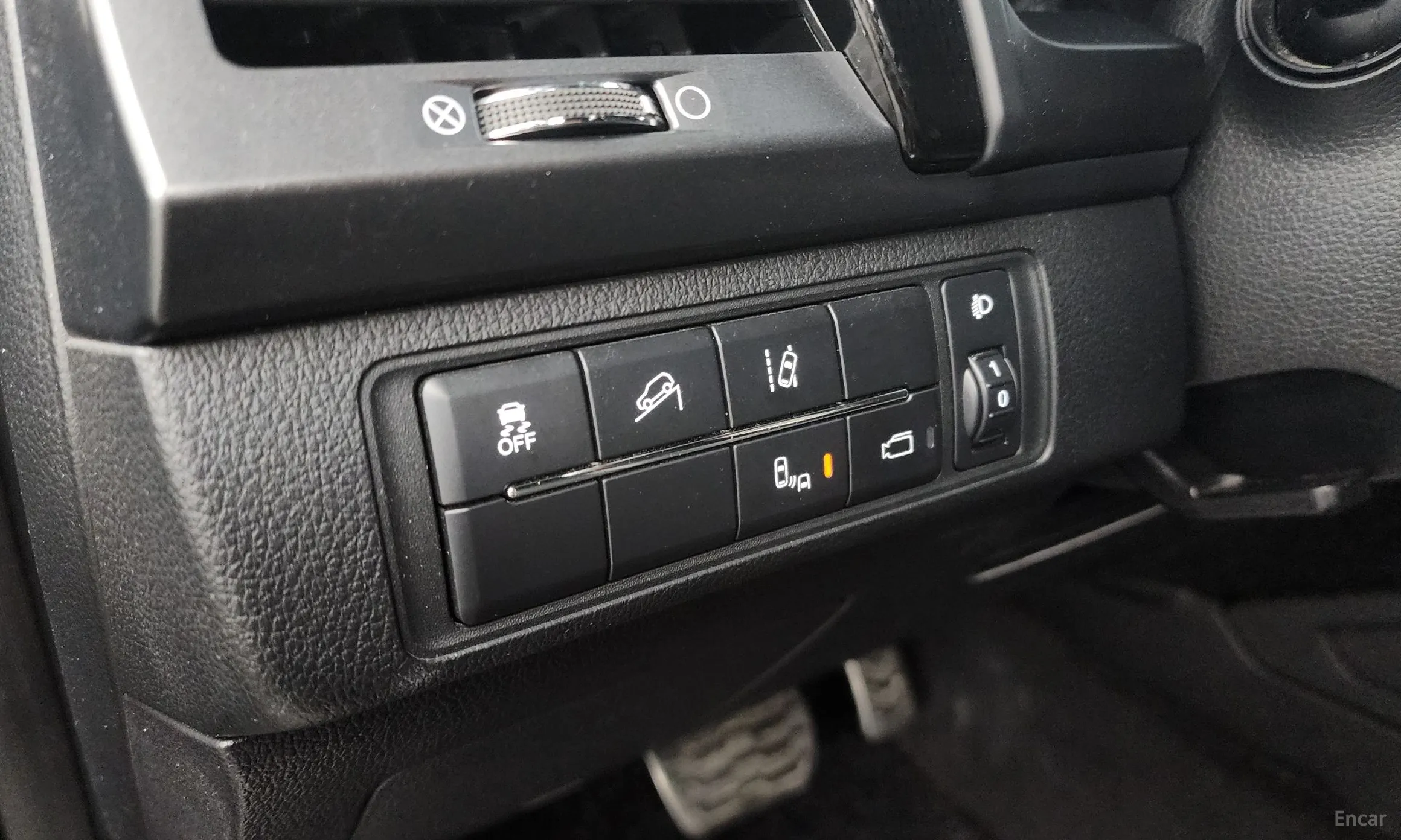 KG Mobility (SsangYong) Rexton Sports Khan превью 16