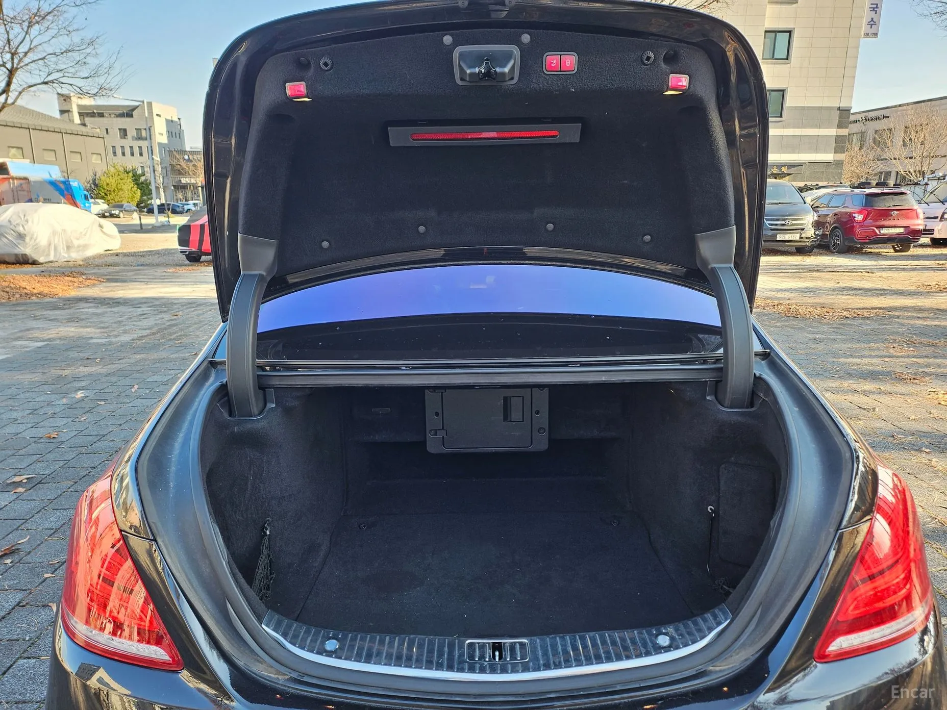 Mercedes Benz S-Class W222 превью 9
