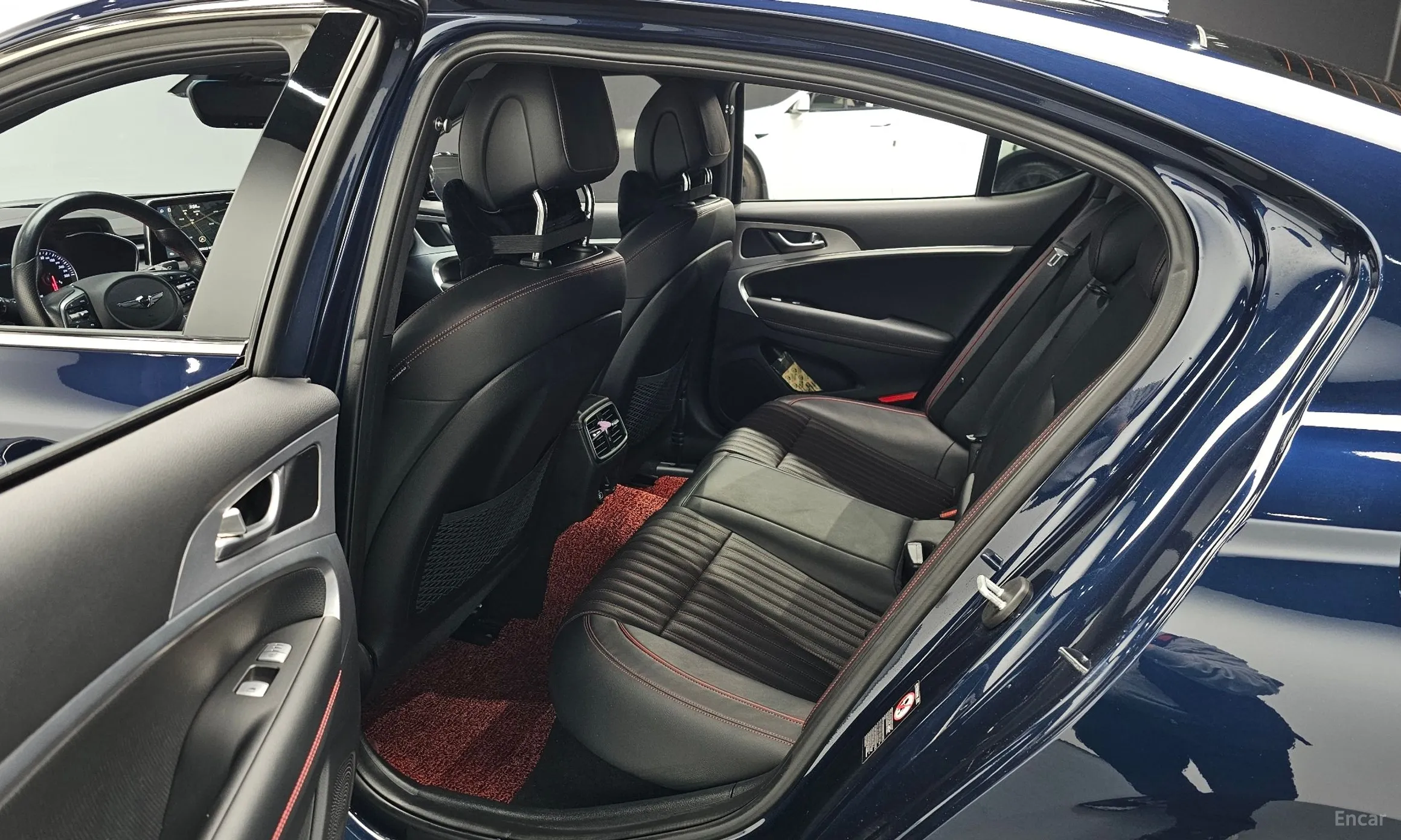 Genesis G70 превью 11