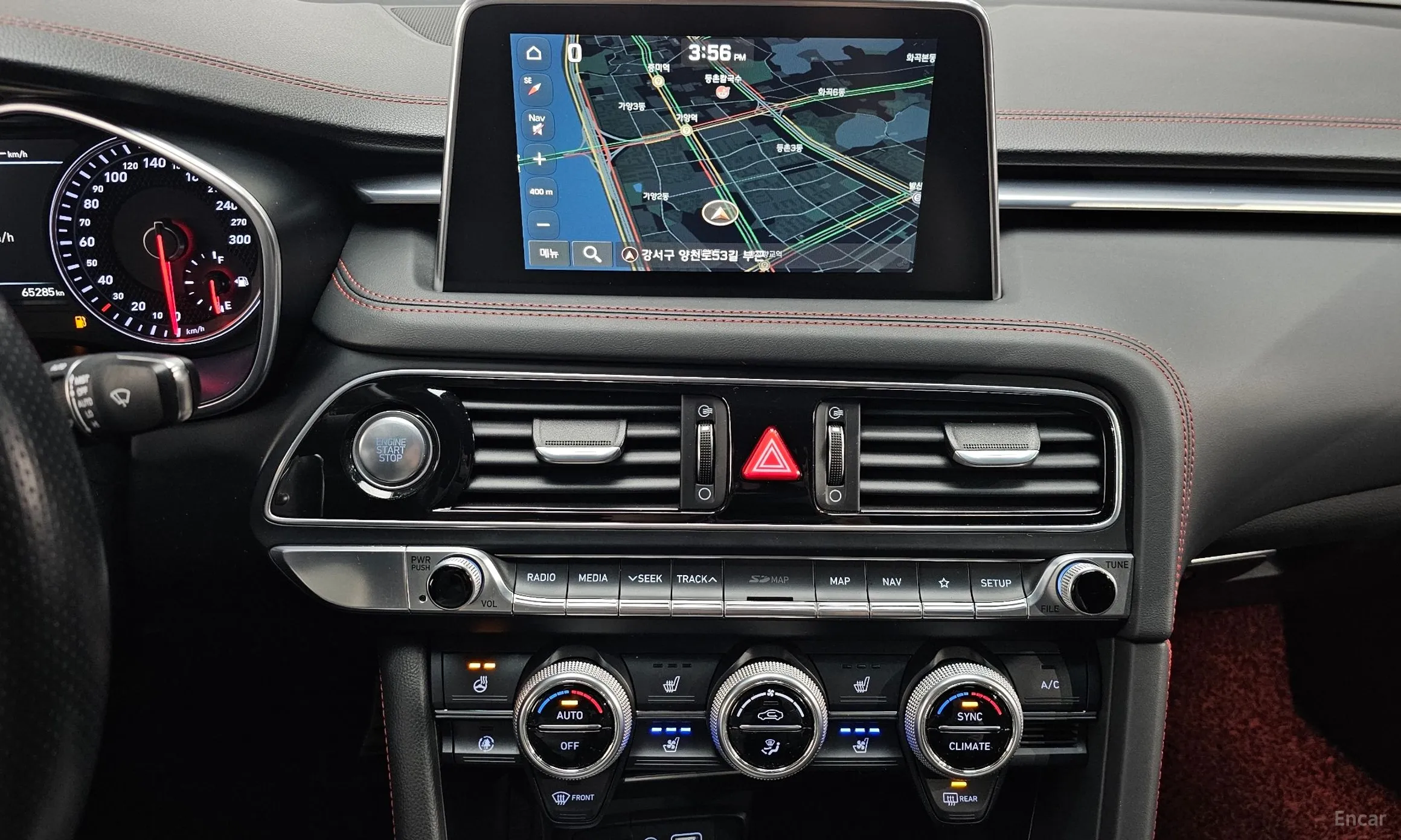 Genesis G70 превью 14