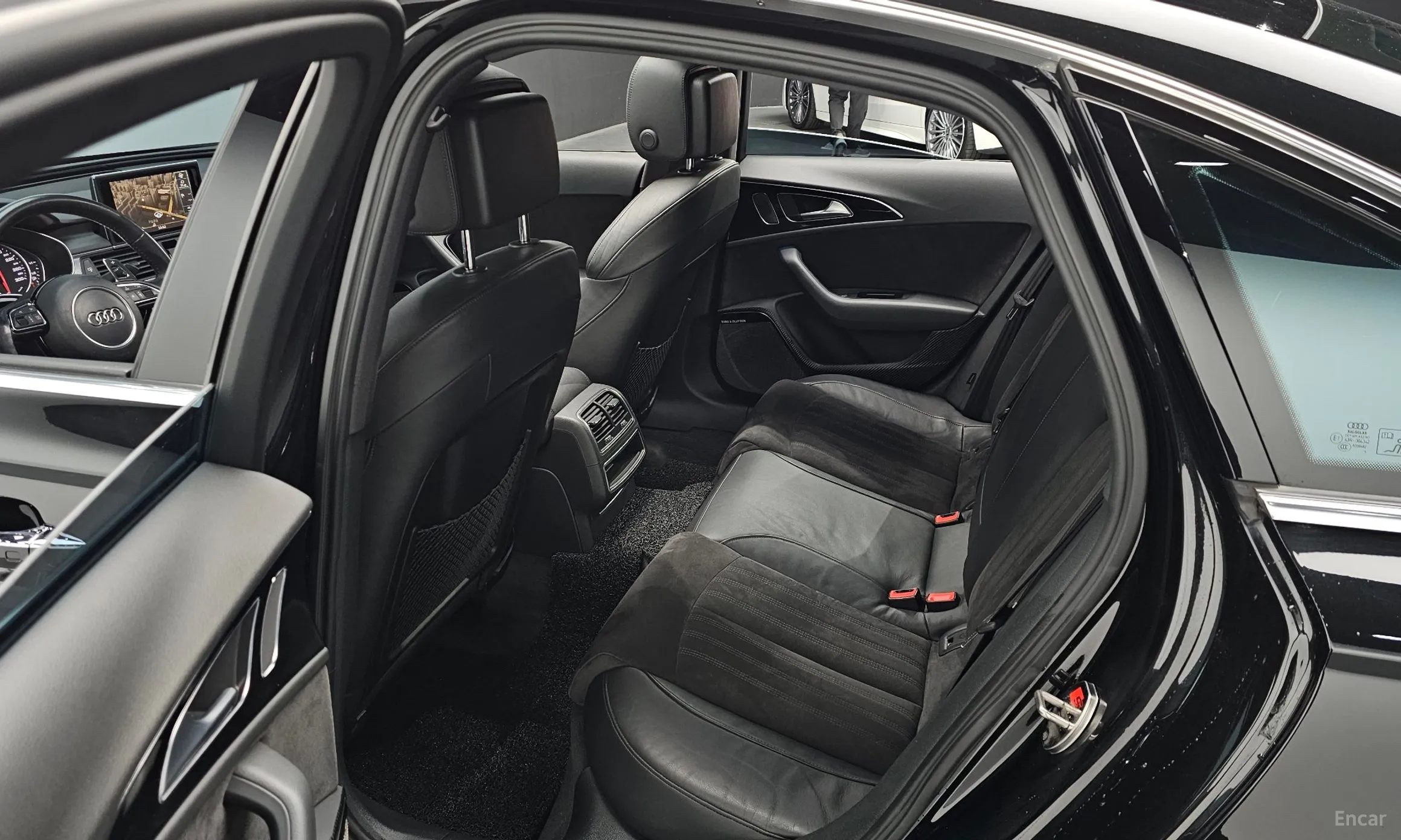 Audi New A6 превью 12