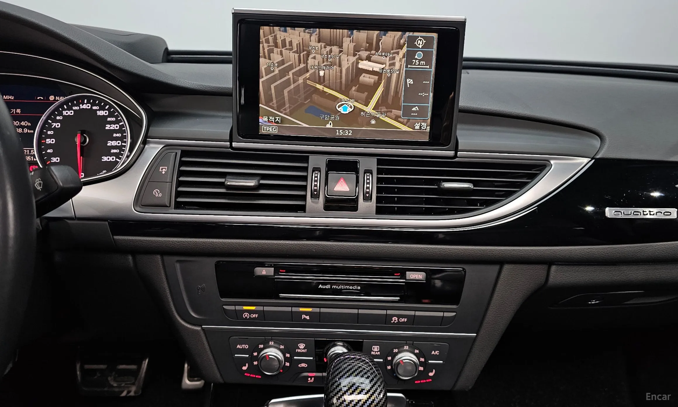 Audi New A6 превью 14