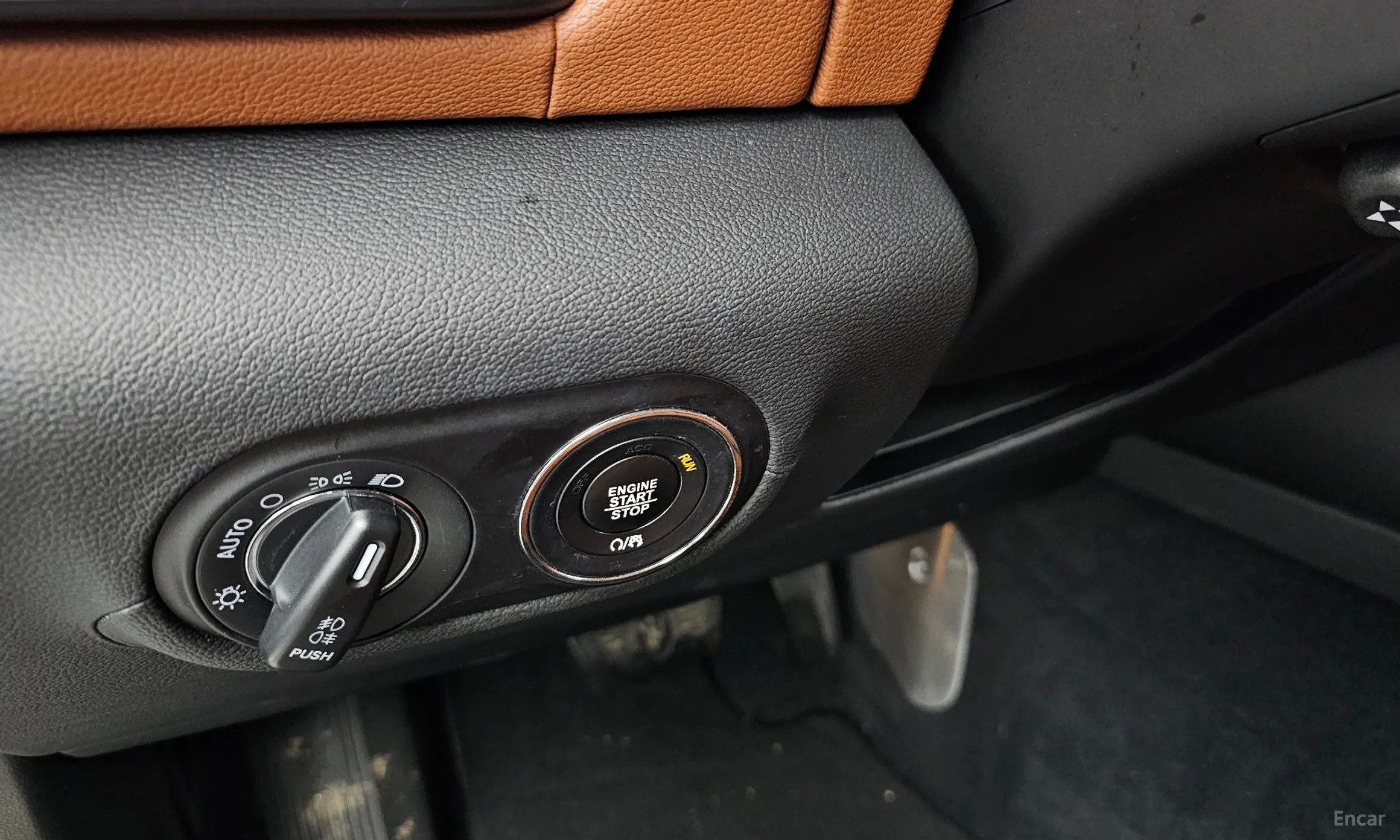 Maserati Levante превью 14