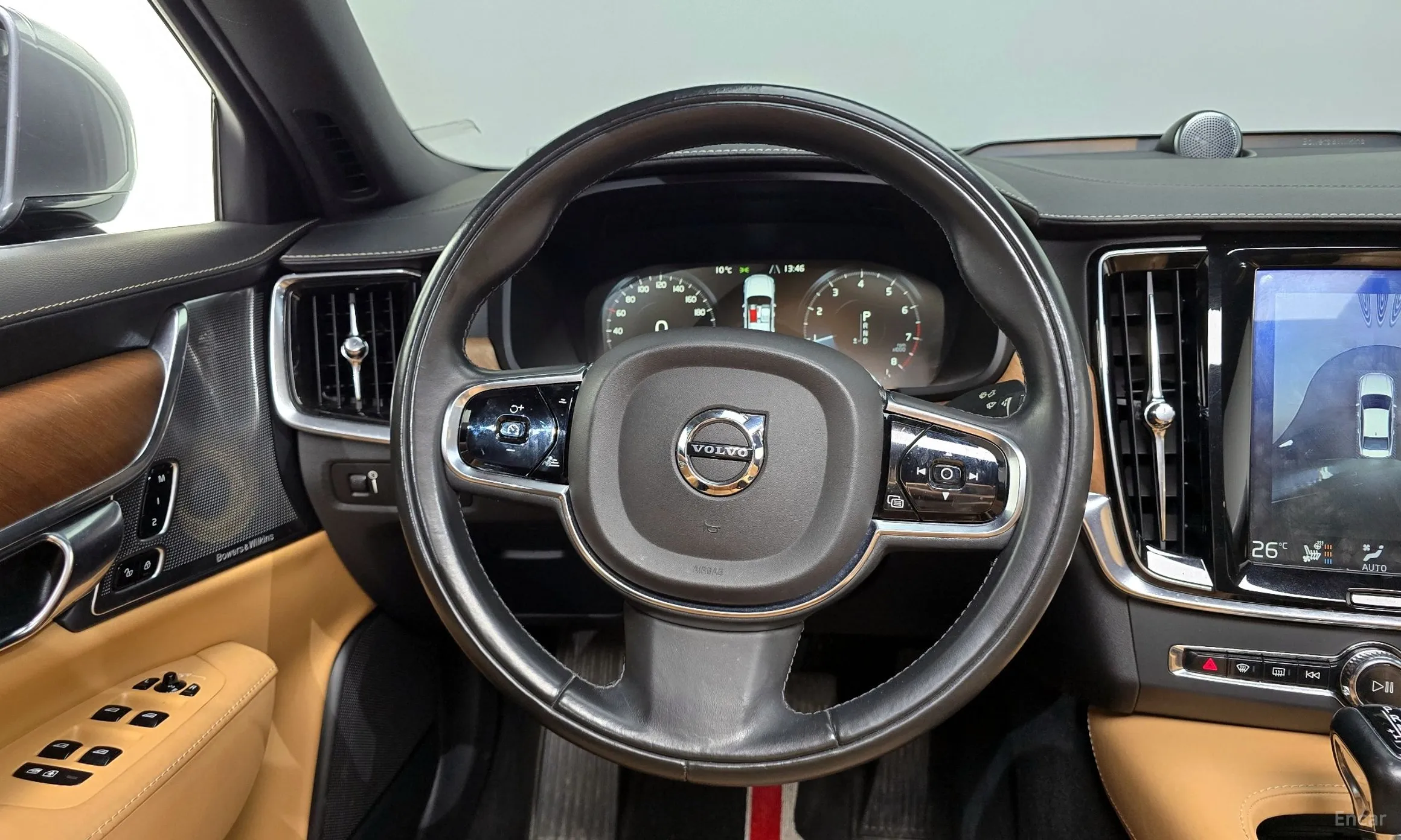 Volvo S90 превью 14