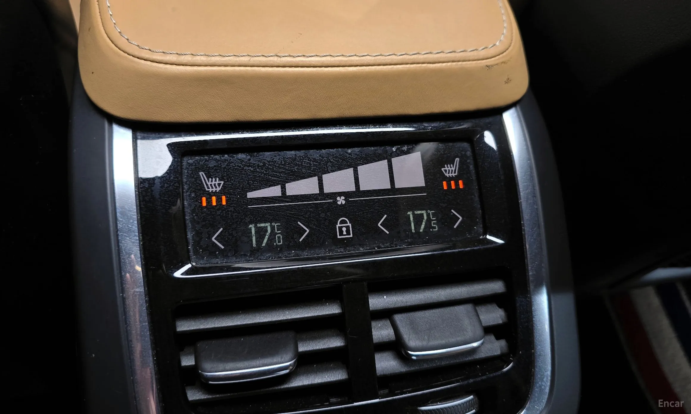 Volvo S90 превью 17