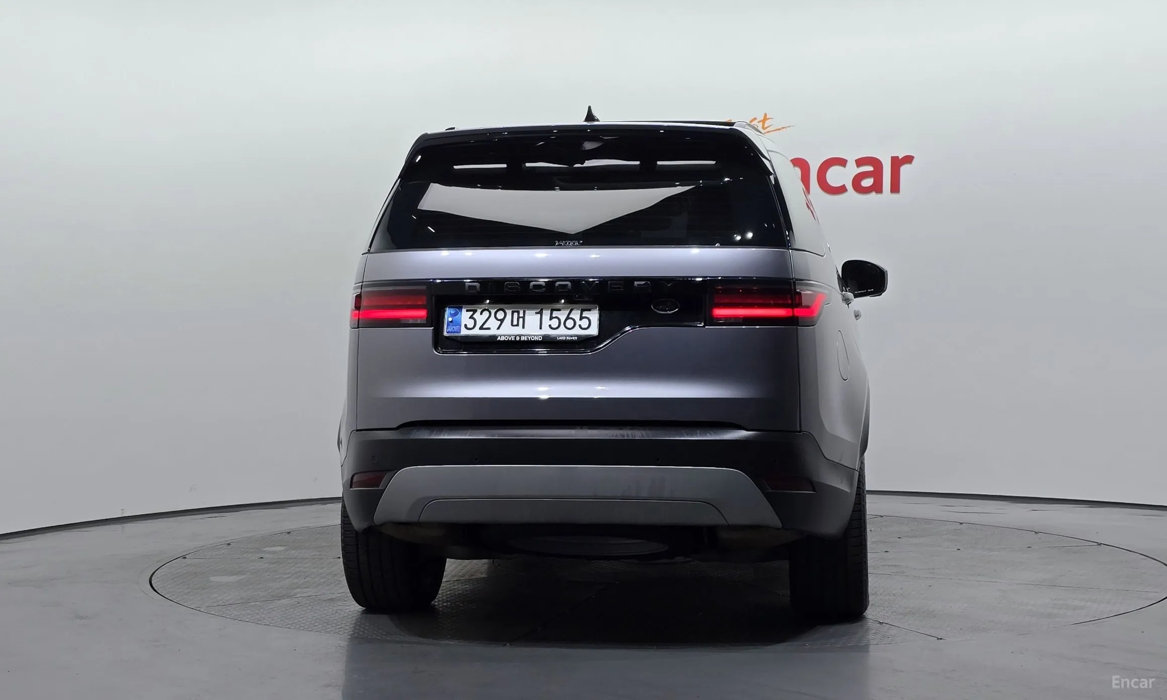 Land Rover Discovery 5 превью 4