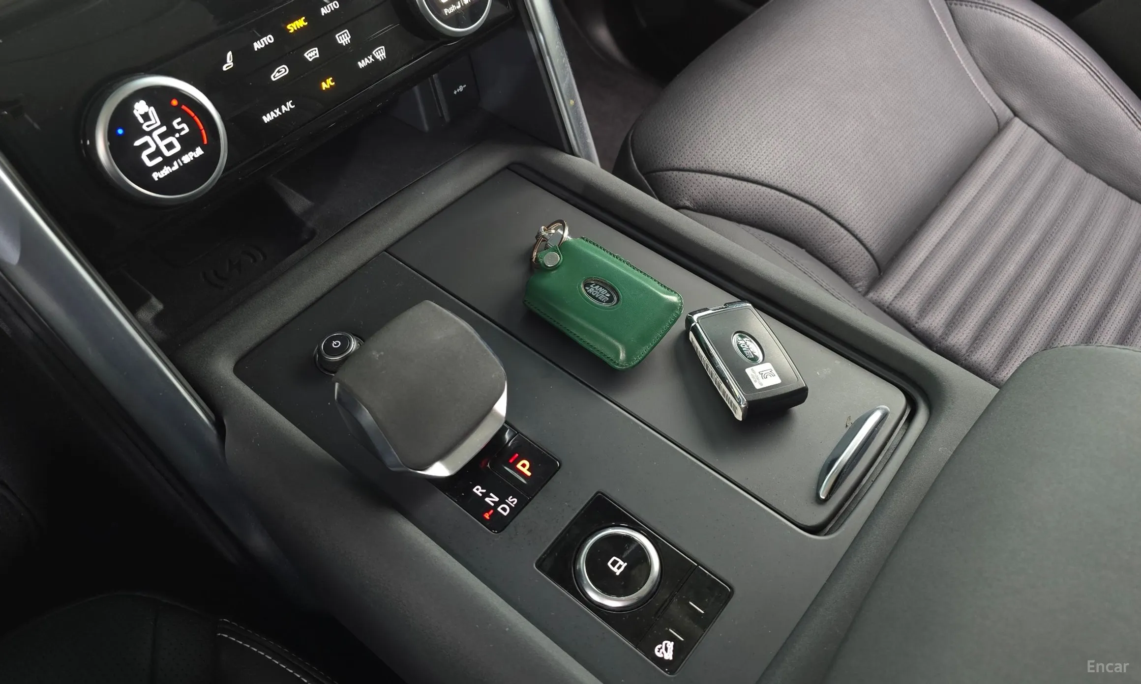 Land Rover Discovery 5 превью 9