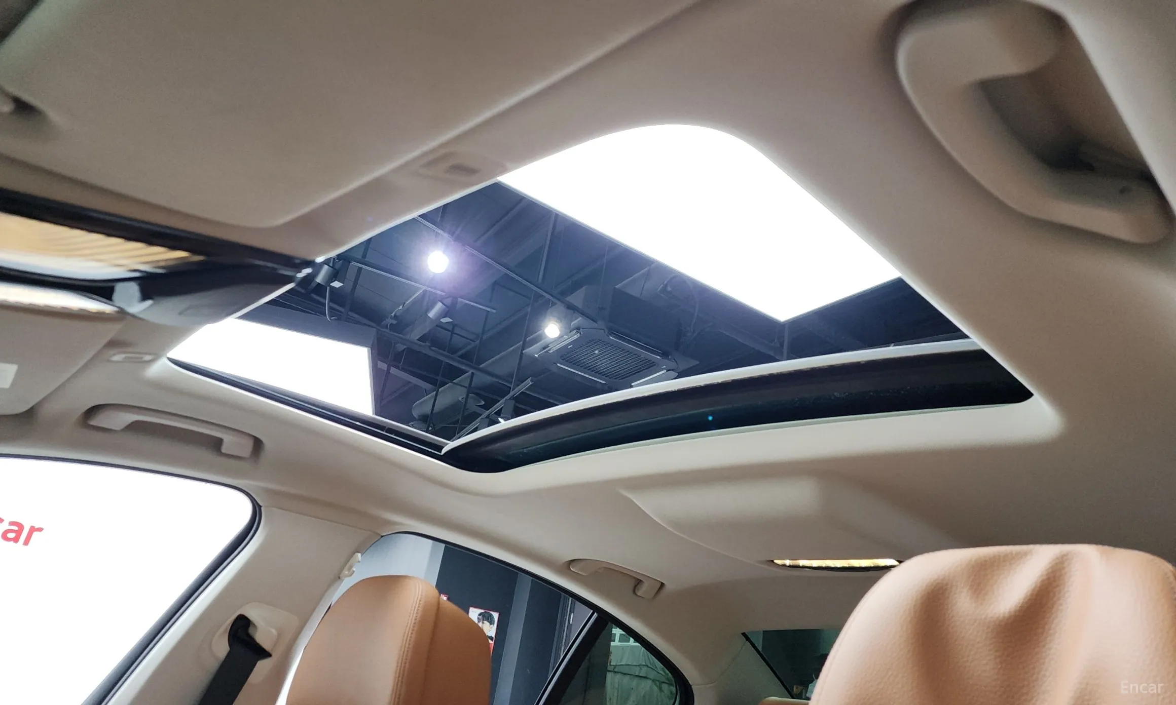 BMW 5 Series (G30) превью 19