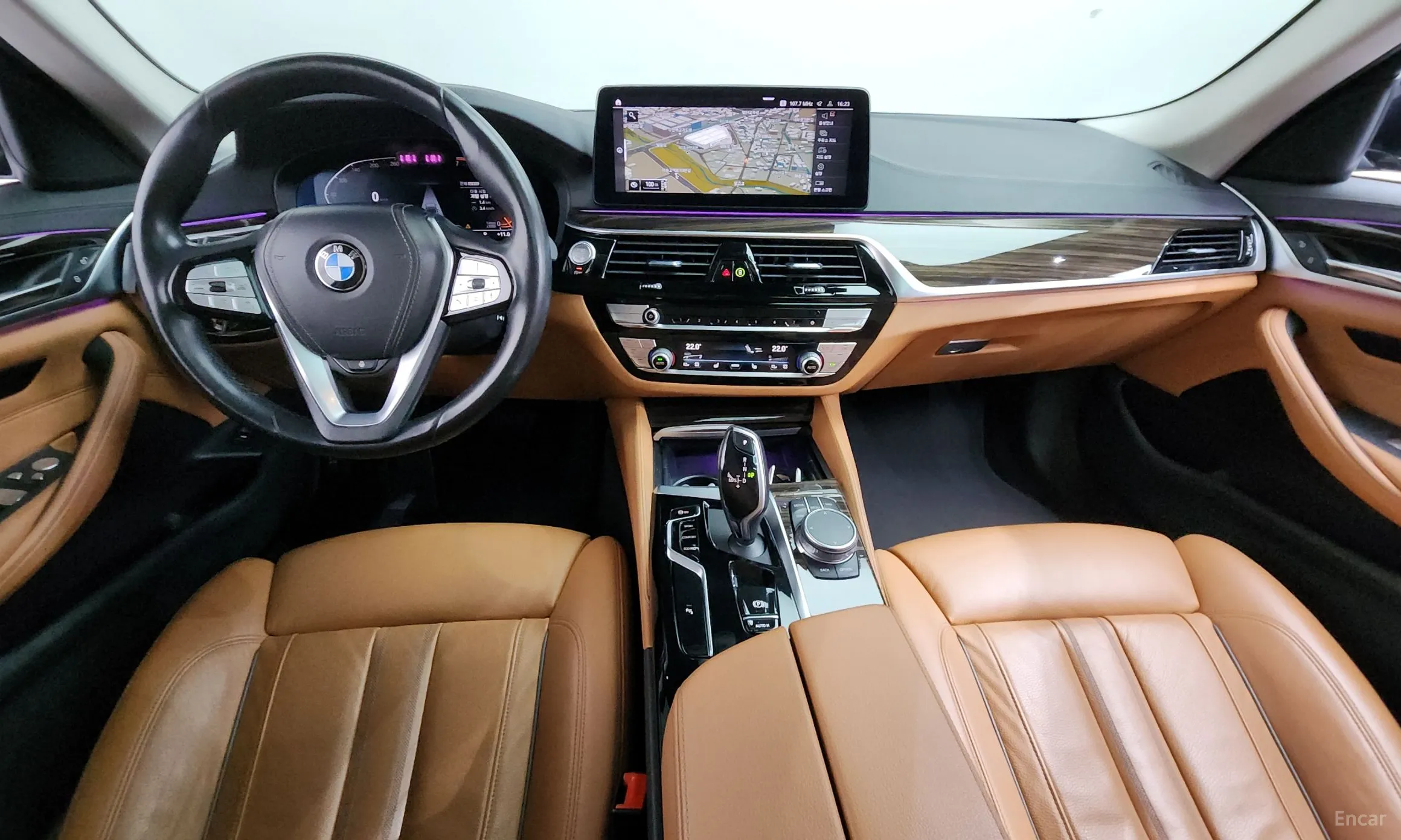 BMW 5 Series (G30) превью 7