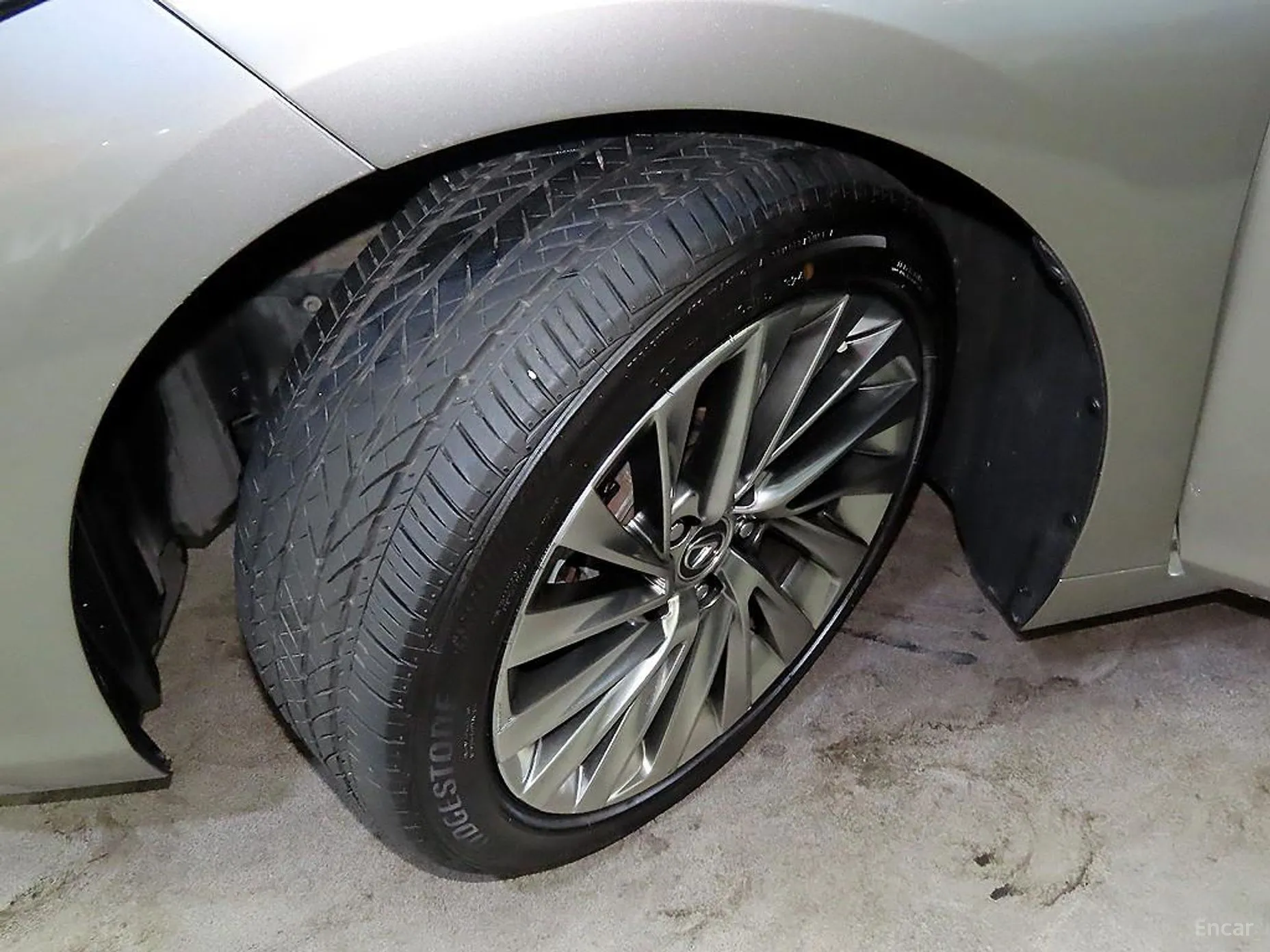 Lexus ES300h 7th Generation превью 20