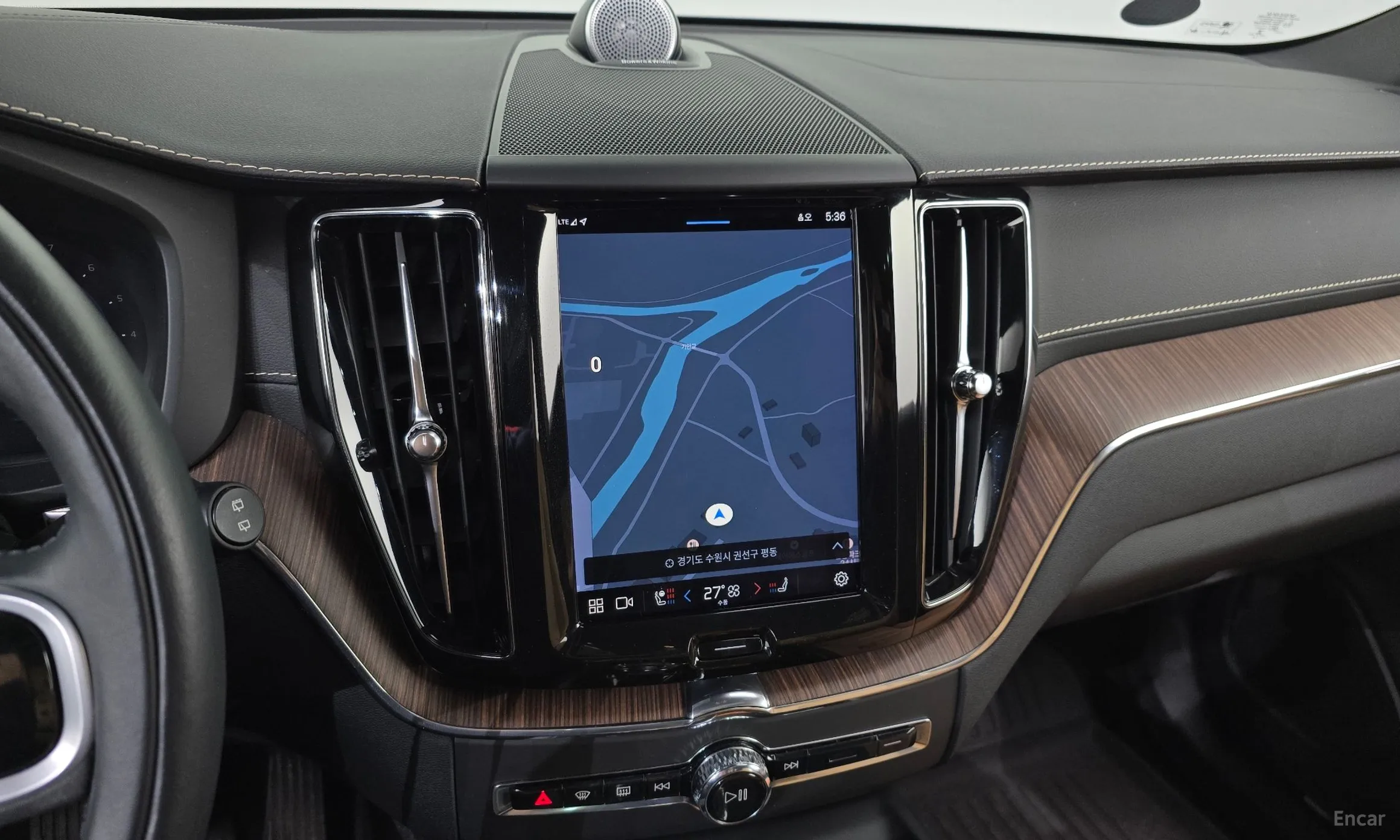 Volvo XC60 Gen 2 превью 14