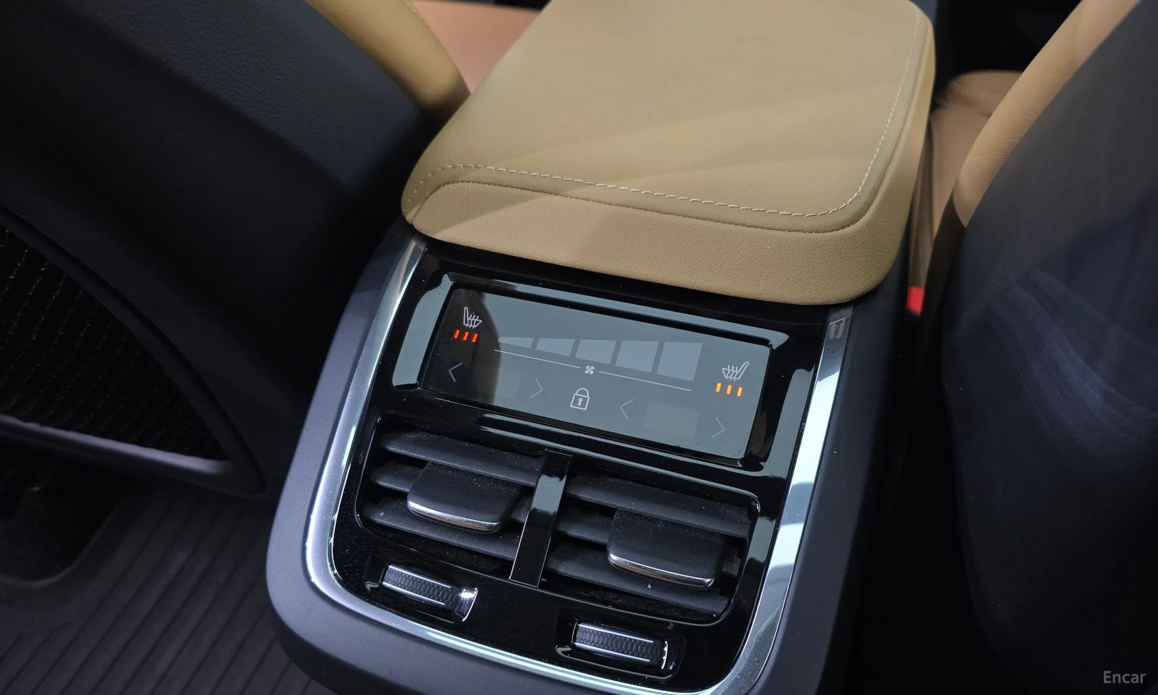 Volvo XC60 Gen 2 превью 18