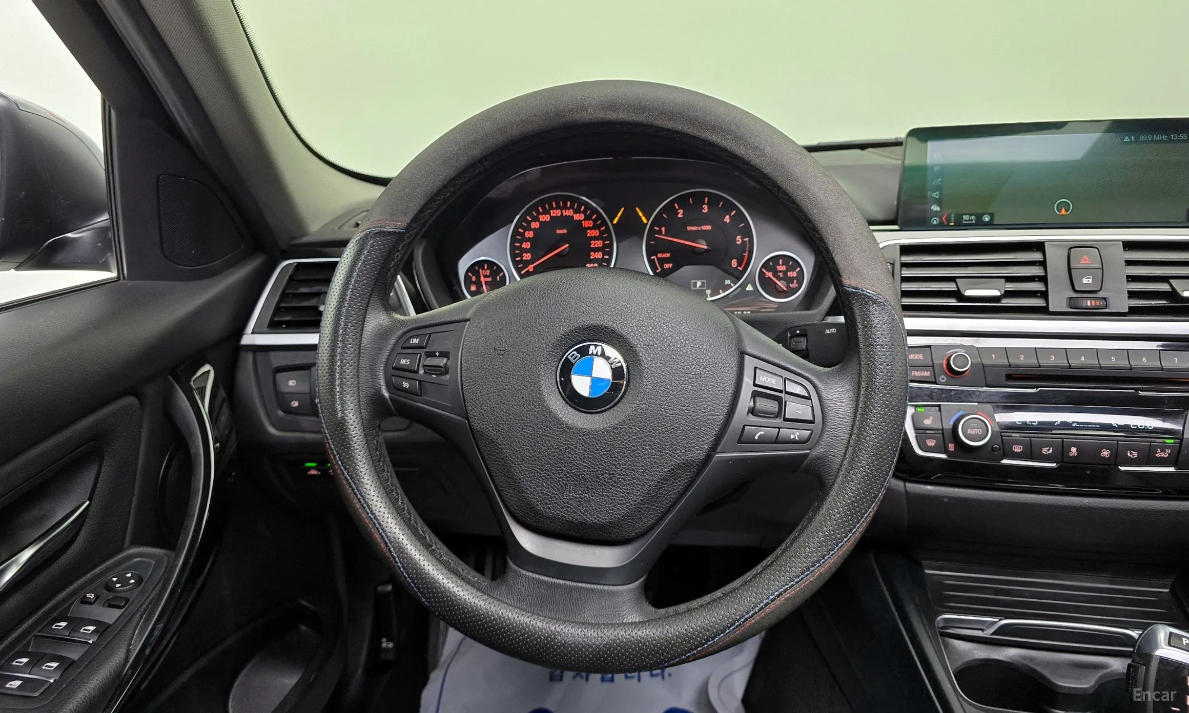 BMW 3 Series (F30) превью 15
