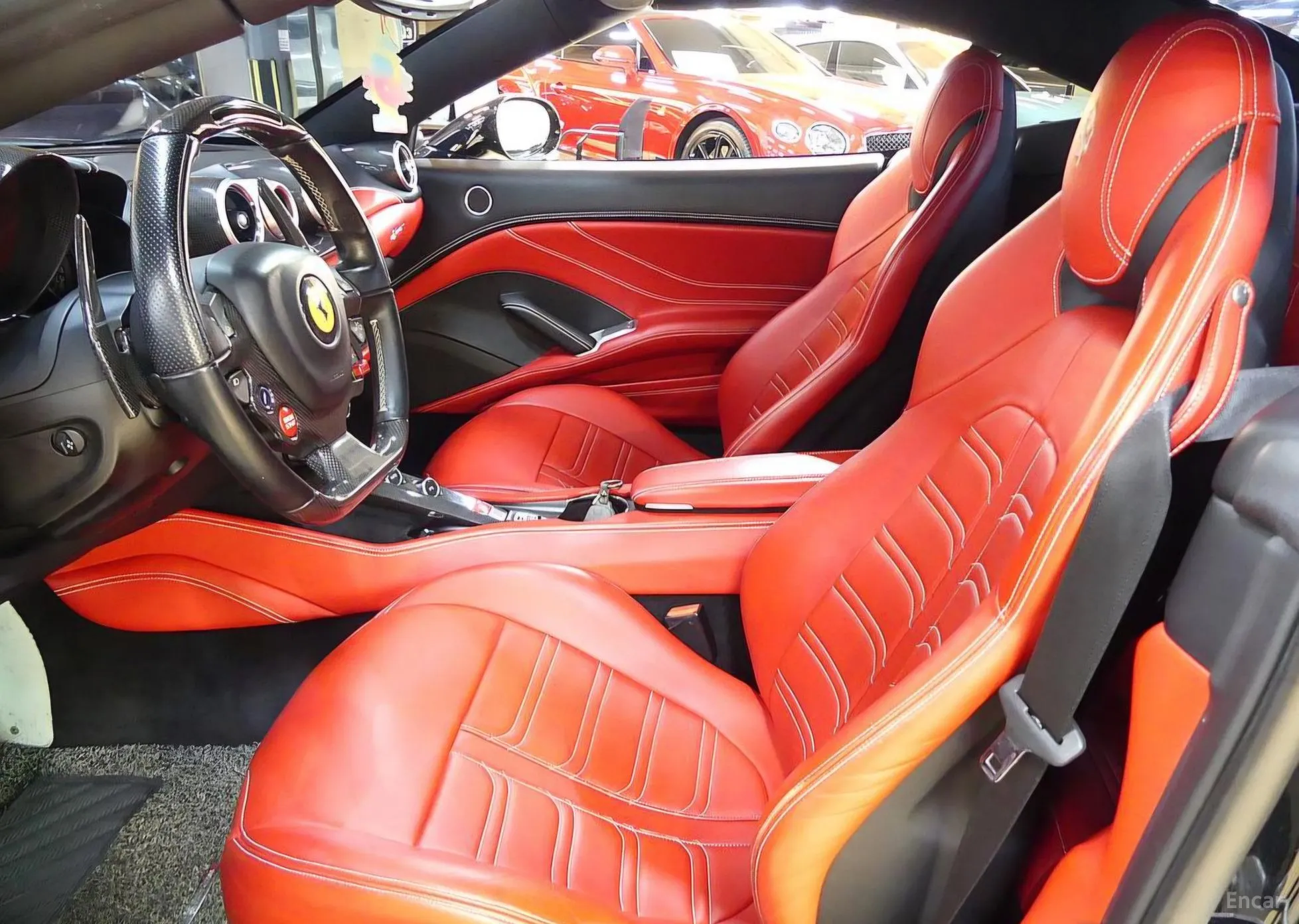 Ferrari California превью 10