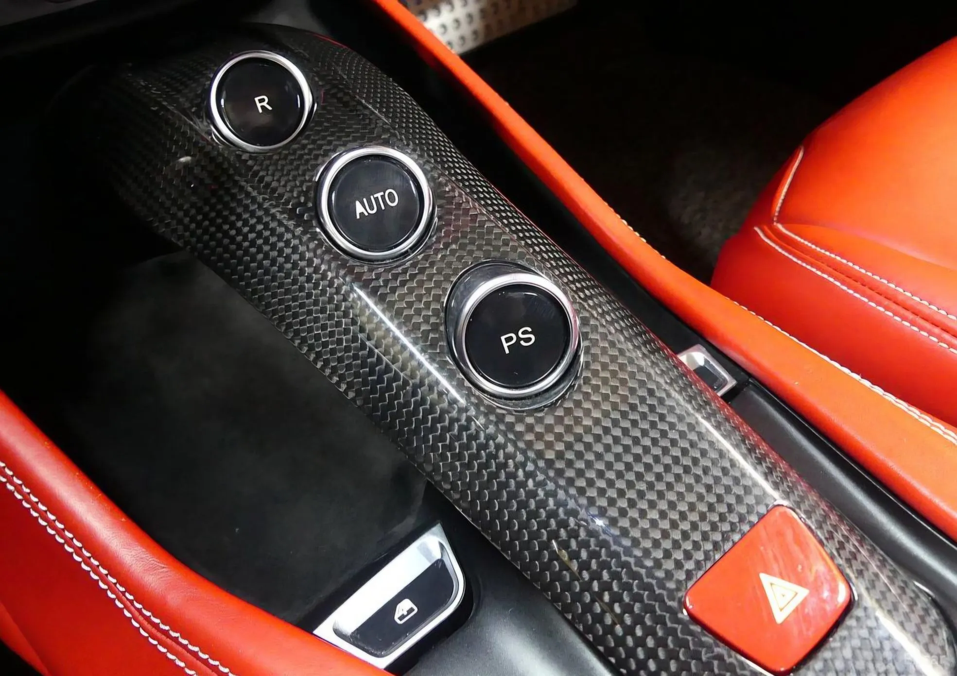 Ferrari California превью 9