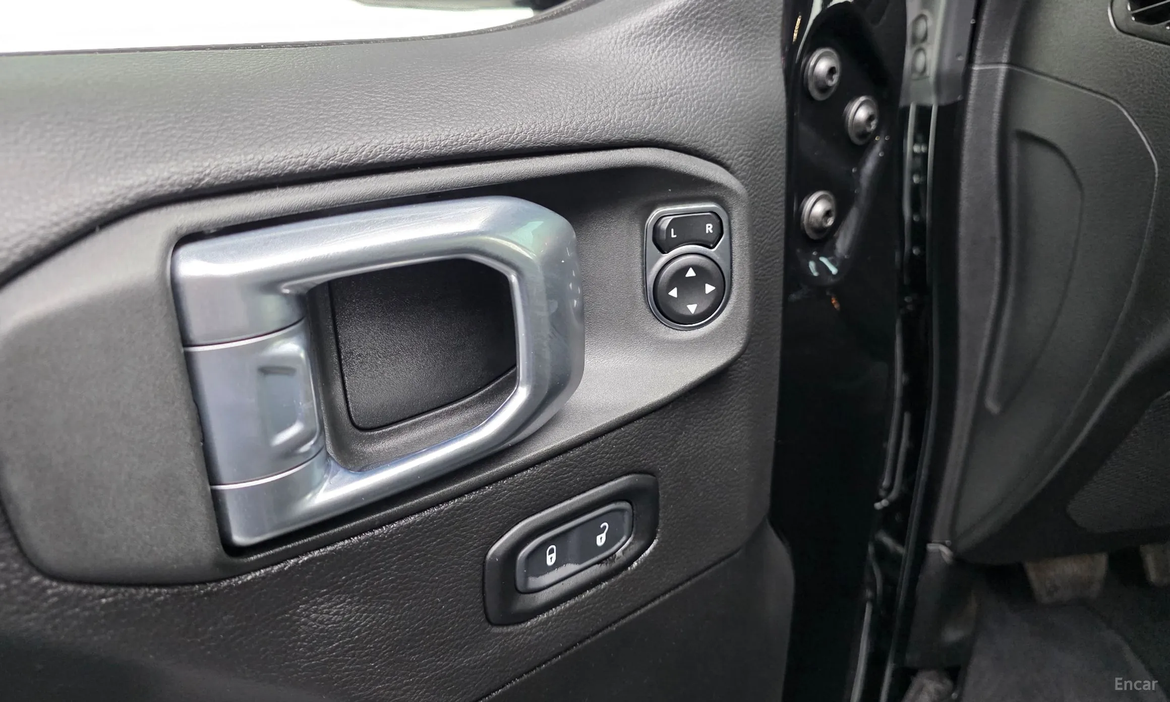 Jeep Wrangler (JL) превью 13