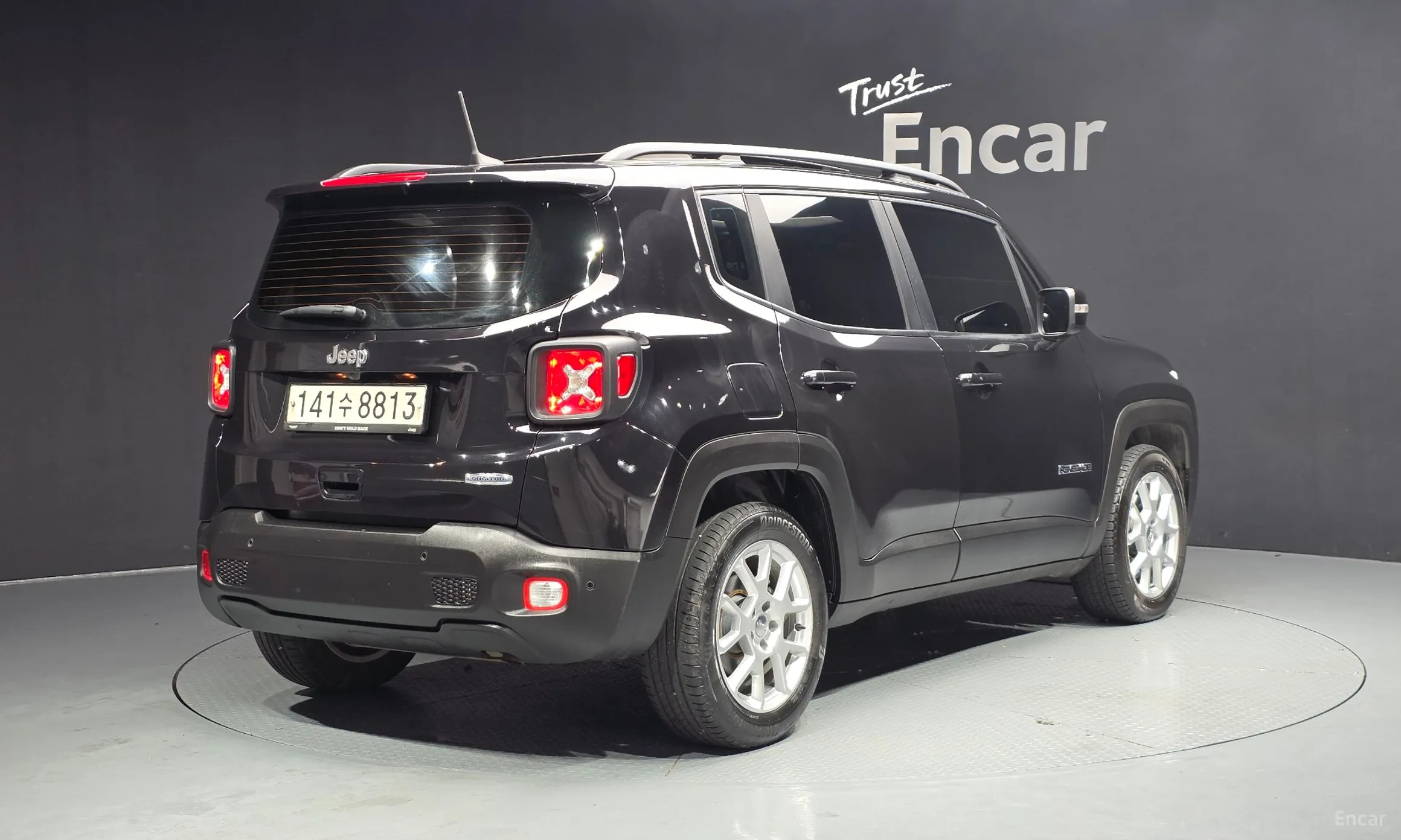 Jeep Renegade превью 2