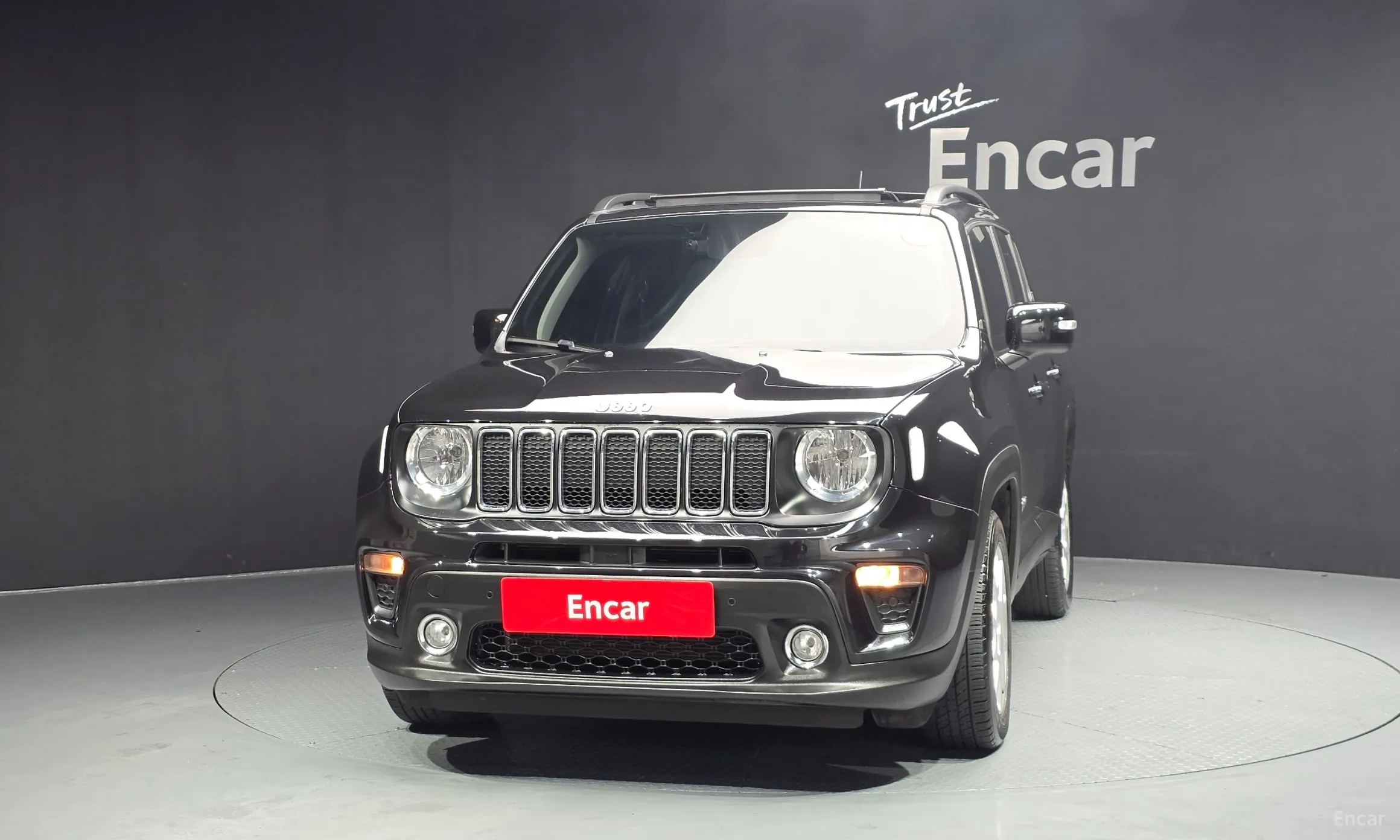 Jeep Renegade превью 3
