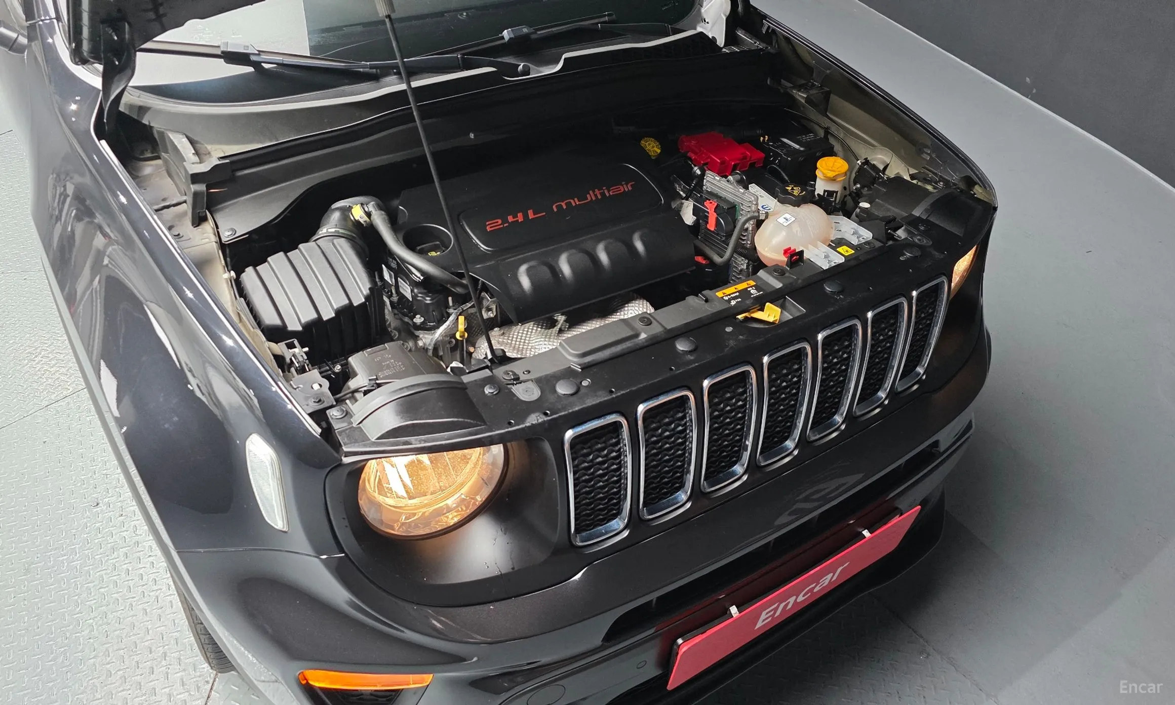 Jeep Renegade превью 6