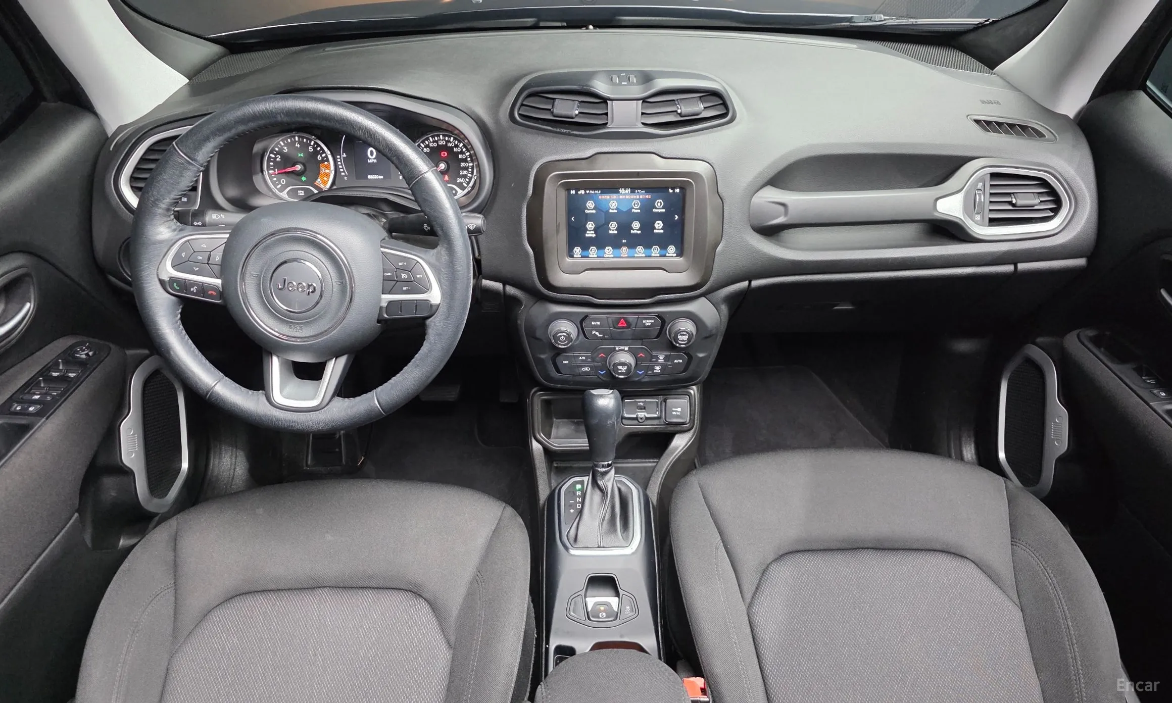 Jeep Renegade превью 7