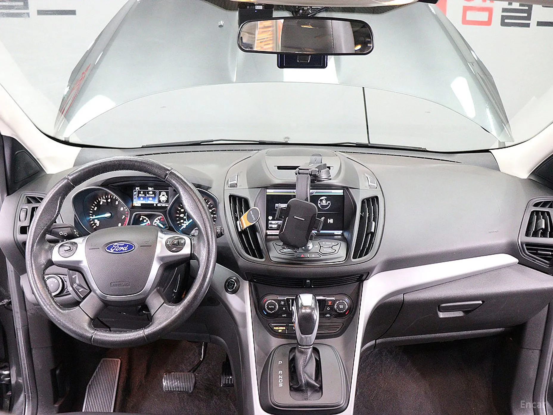 Ford Escape превью 14