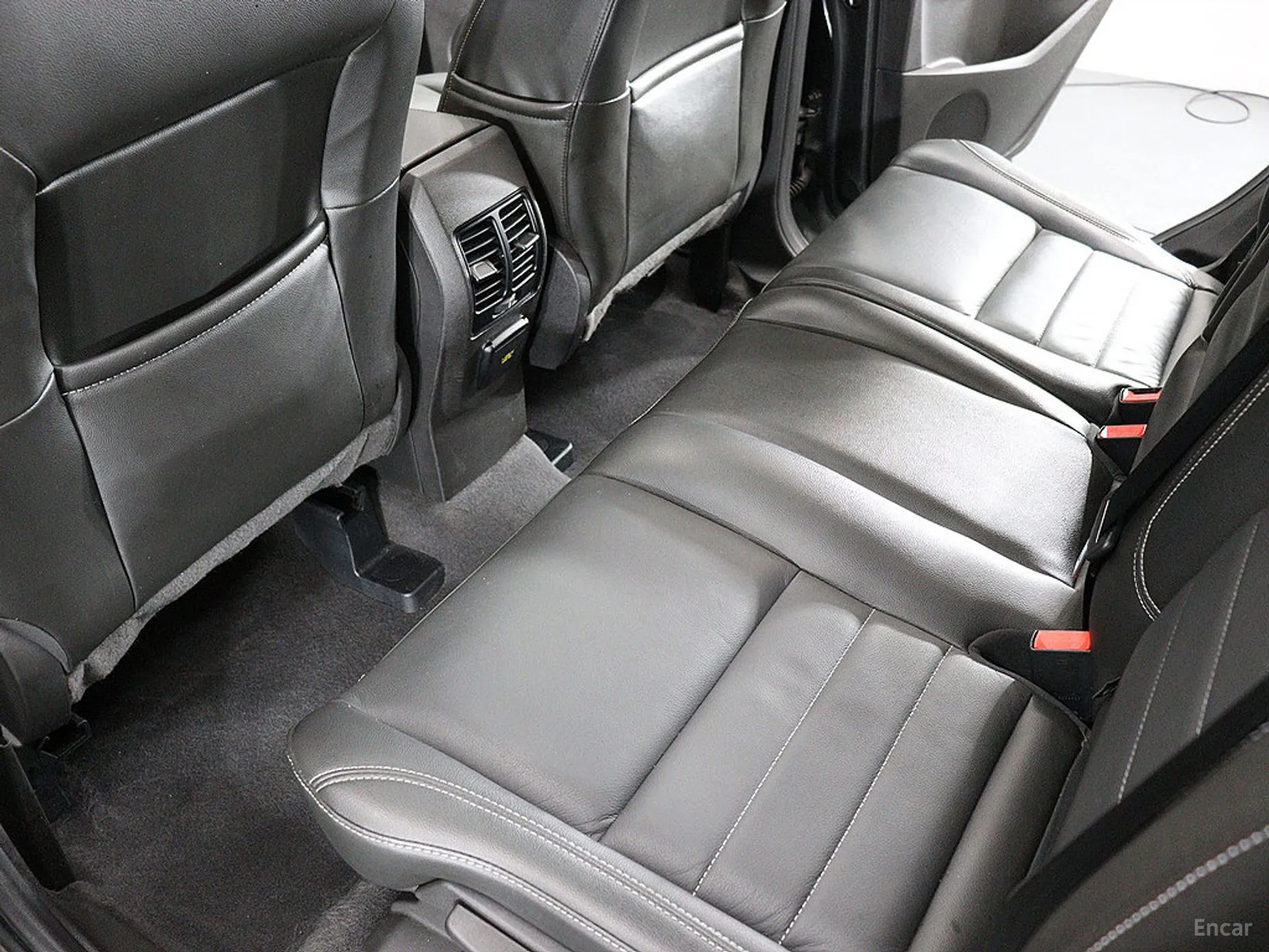 Ford Escape превью 16